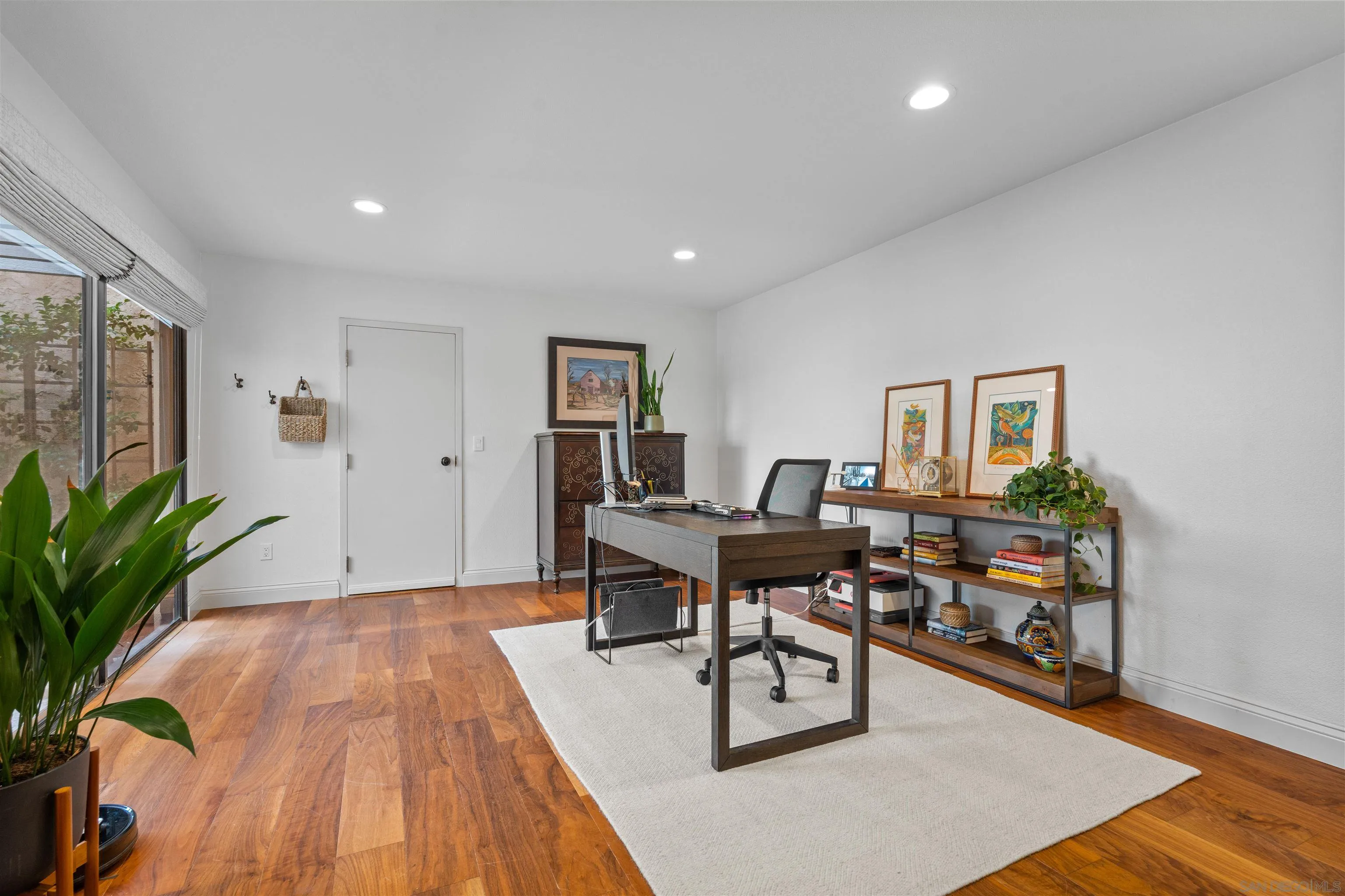 https://cdn.realtyfeed.com/cdn/127/260020814/da96a521dbf1e51e3b82bd16d4b55987.webp