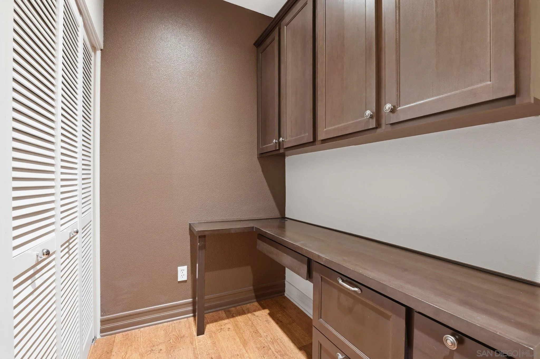 https://cdn.realtyfeed.com/cdn/127/260020820/1f4a299216138a988dbe34677766771b.webp