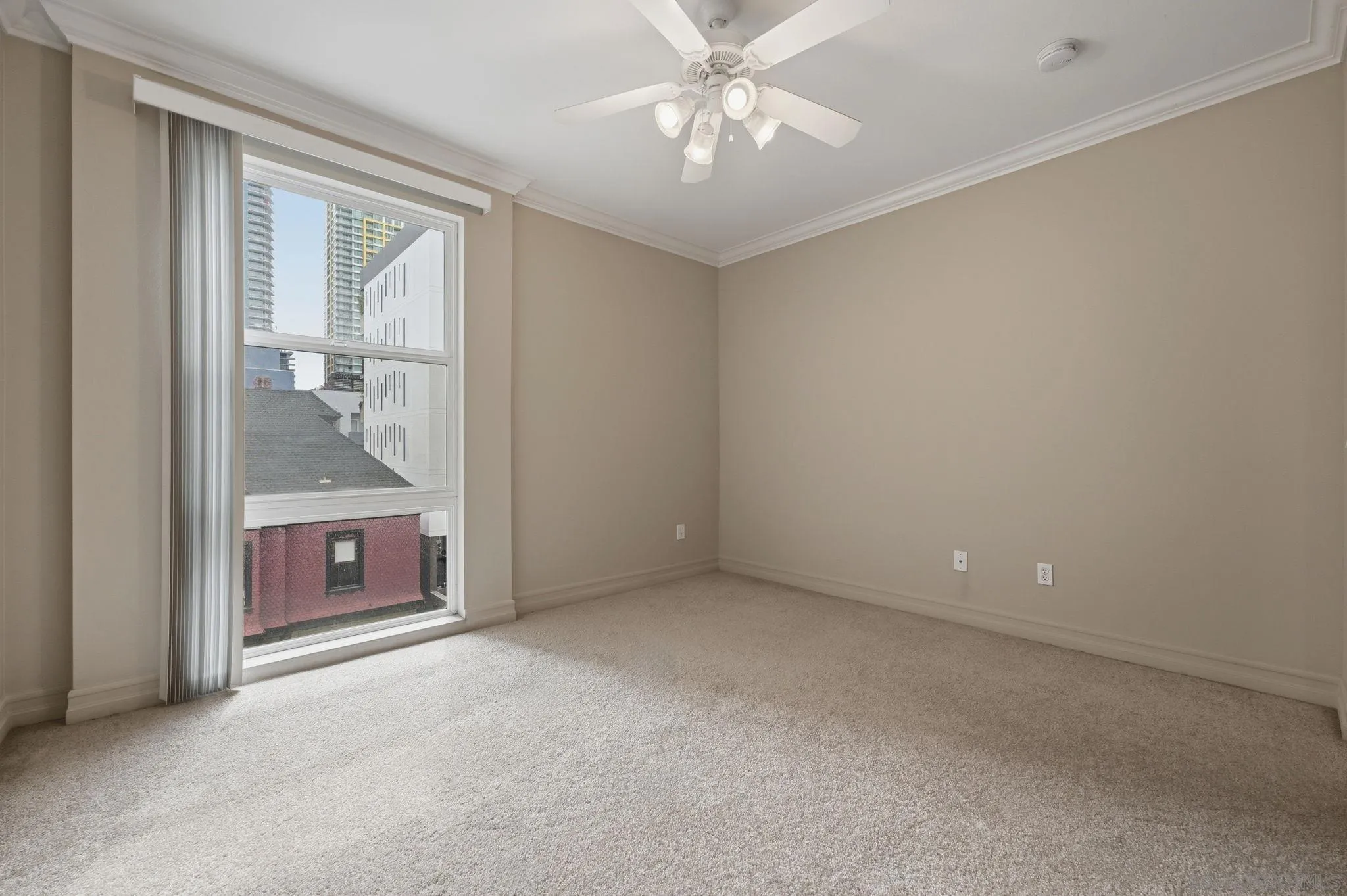 https://cdn.realtyfeed.com/cdn/127/260020820/35afe0c7db44d998880eada51568dd5f.webp