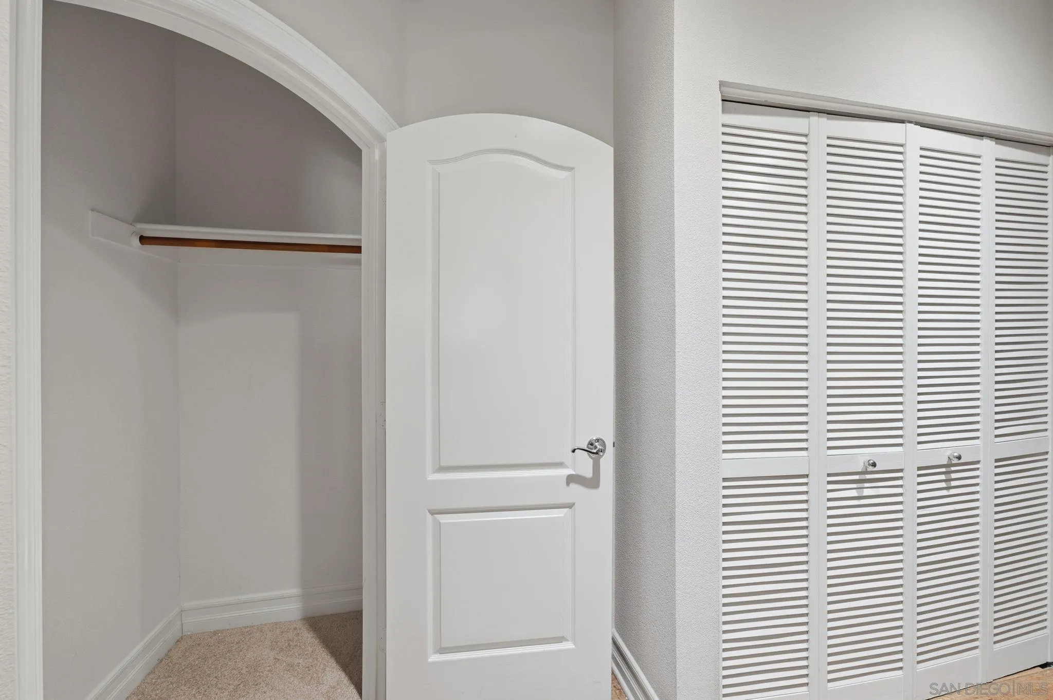 https://cdn.realtyfeed.com/cdn/127/260020820/80e94b89563b66c896a54aaefb81e0d1.webp