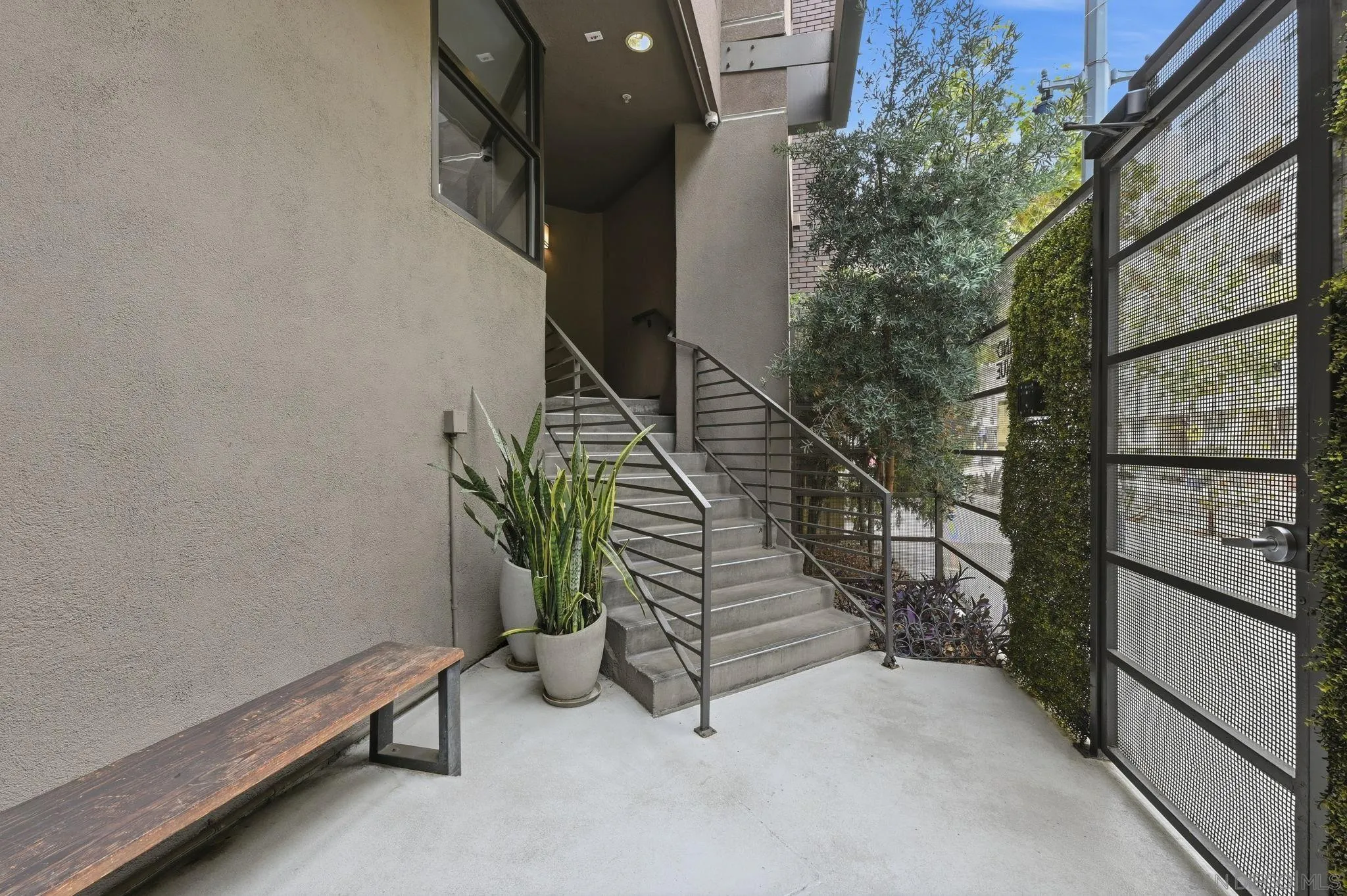 https://cdn.realtyfeed.com/cdn/127/260020820/f1bc936cec74c2f624b5154b4cfbc6cd.webp