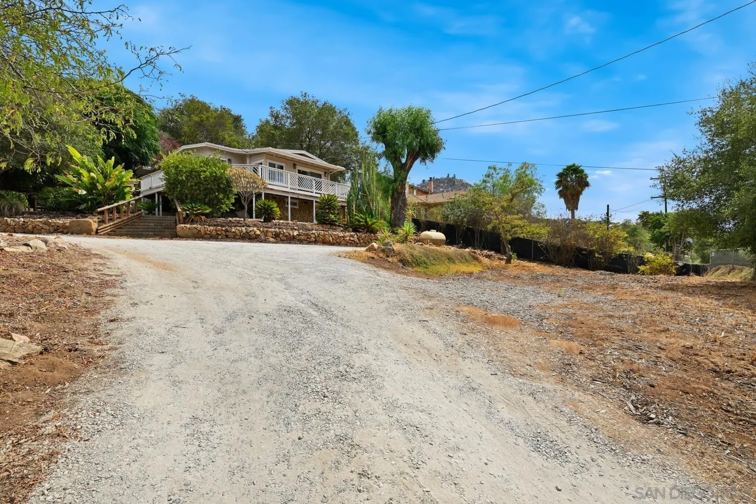 402 Silverbrook Dr., El Cajon, CA 92019 - Photo 4 of 24, El Cajon, CA