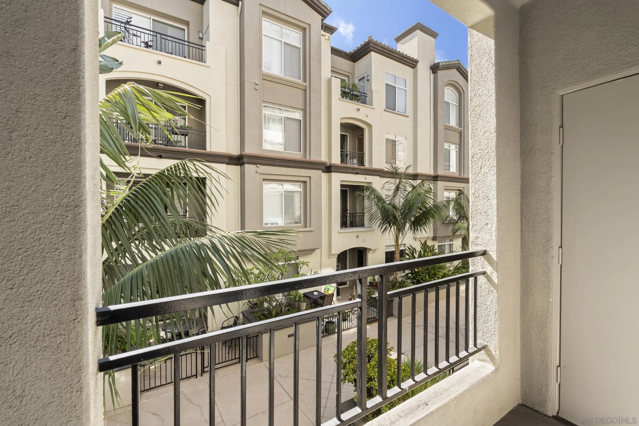 https://cdn.realtyfeed.com/cdn/127/260020828/767c0d10617d579be9d722dd61e73344.webp