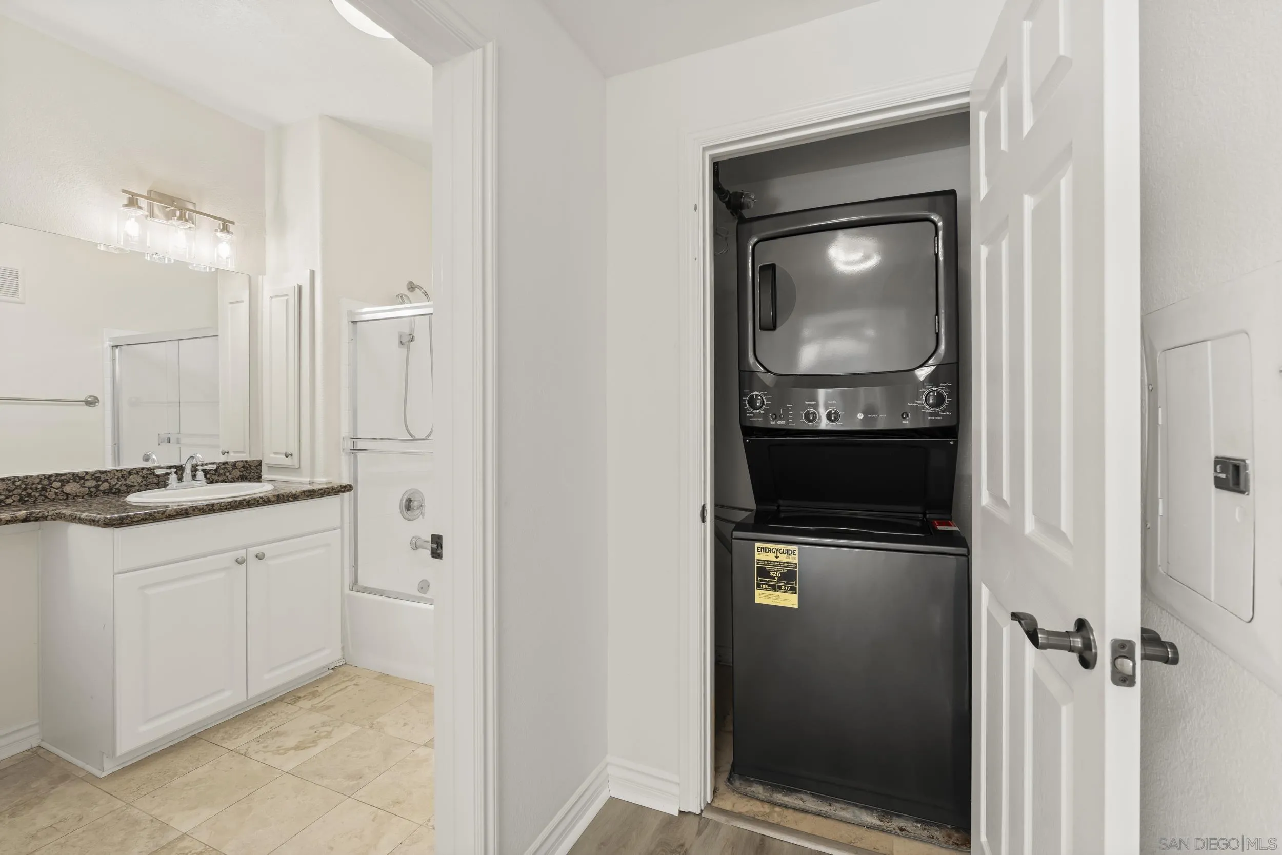 https://cdn.realtyfeed.com/cdn/127/260020828/a2ff3ee282c08af84ddea2445dbd0b97.webp