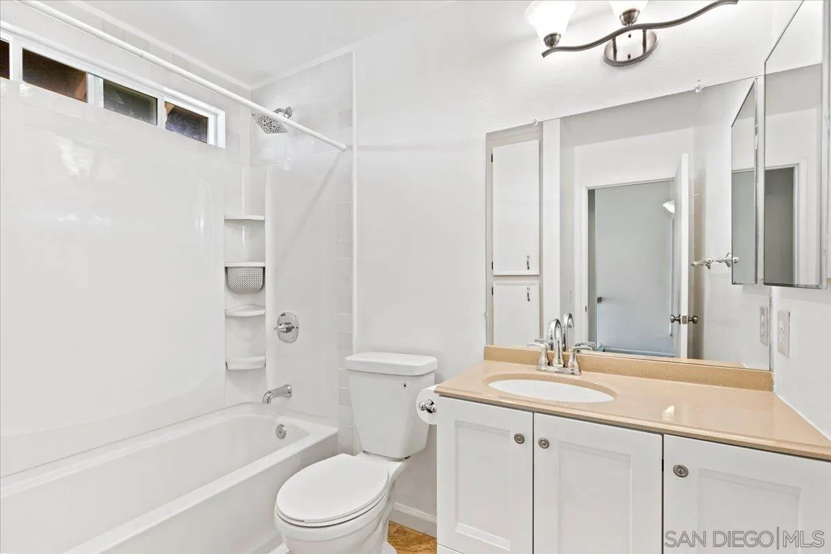 https://cdn.realtyfeed.com/cdn/127/260020829/13d500b3f16038d466636b16bb166338.webp