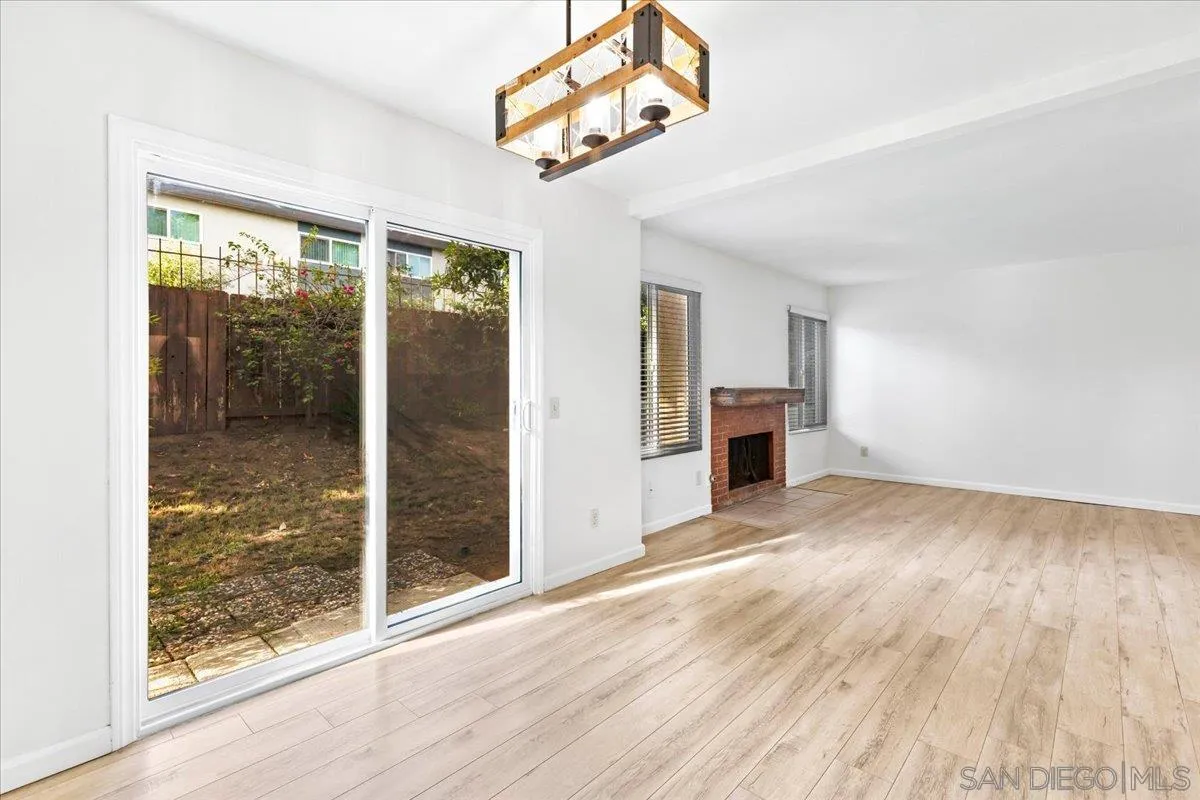 https://cdn.realtyfeed.com/cdn/127/260020829/7a4470028dc8bd1553c641e365594a12.webp