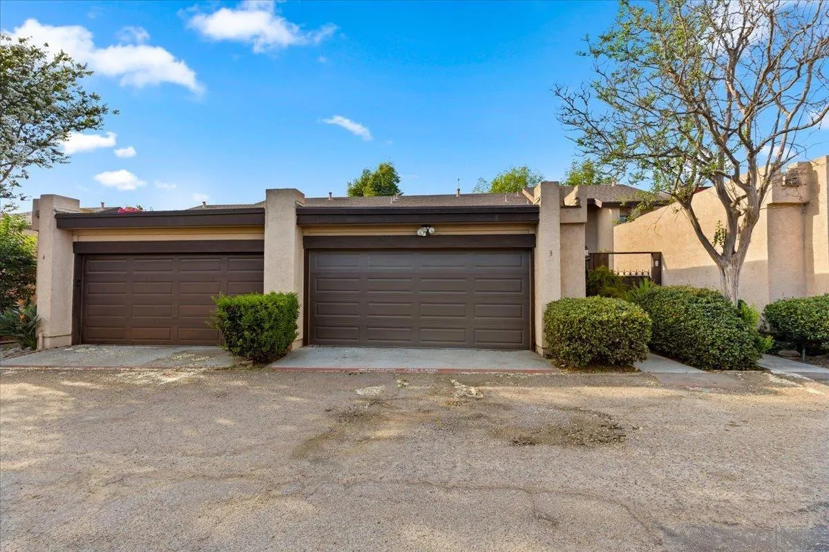 https://cdn.realtyfeed.com/cdn/127/260020829/8fe73e74cd57e676f6351f512f469965.webp