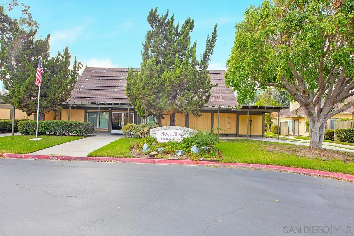 https://cdn.realtyfeed.com/cdn/127/260020830/3261a2b7579d178ef8e10732c98e557f.webp