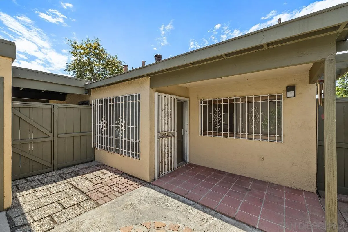 https://cdn.realtyfeed.com/cdn/127/260020830/5bbdbc788f5159fe37d822b5002bed1c.webp