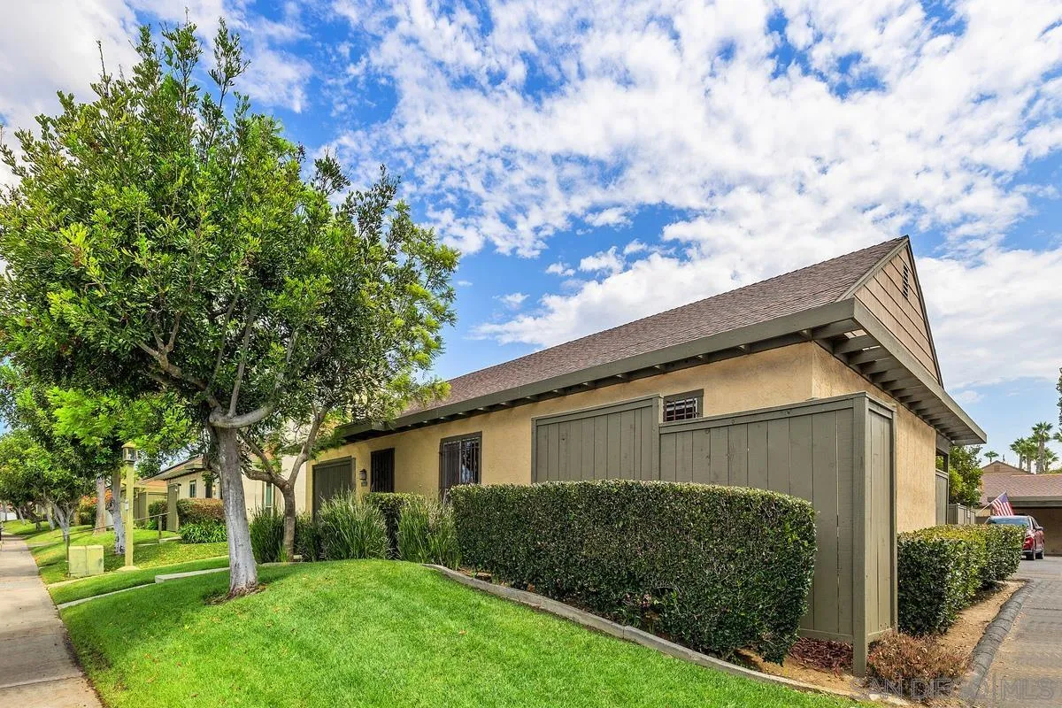 https://cdn.realtyfeed.com/cdn/127/260020830/d1e39e0e987682910e8ee6cba7a9ca5b.webp