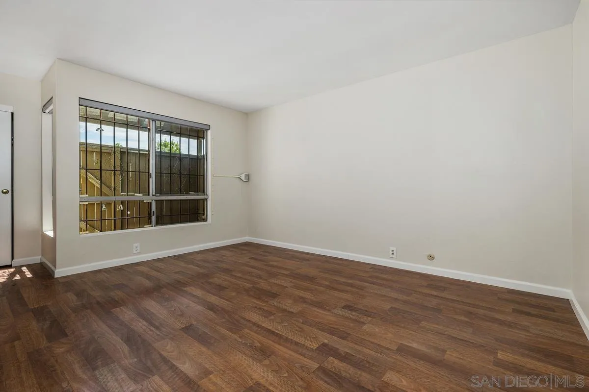 https://cdn.realtyfeed.com/cdn/127/260020830/d4d4794140c30823f8cec0720b4ec0f9.webp