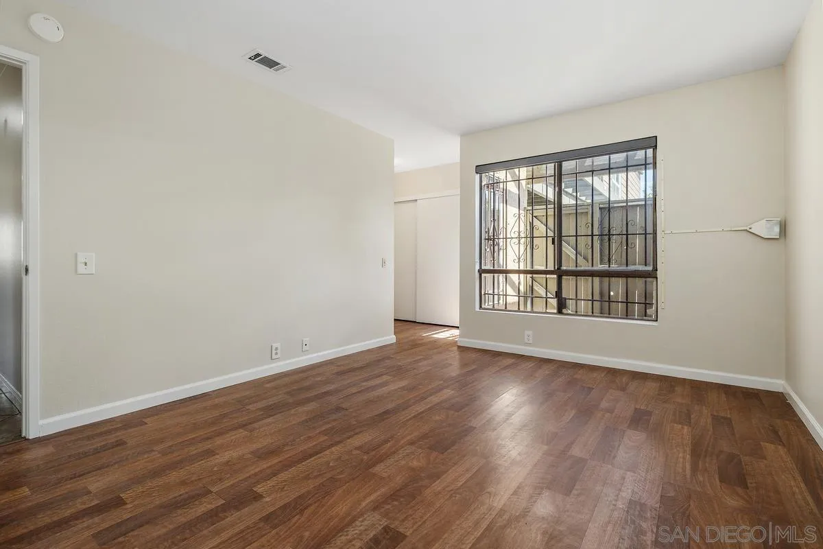 https://cdn.realtyfeed.com/cdn/127/260020830/dfc4670062a49d56eaed49862d359514.webp