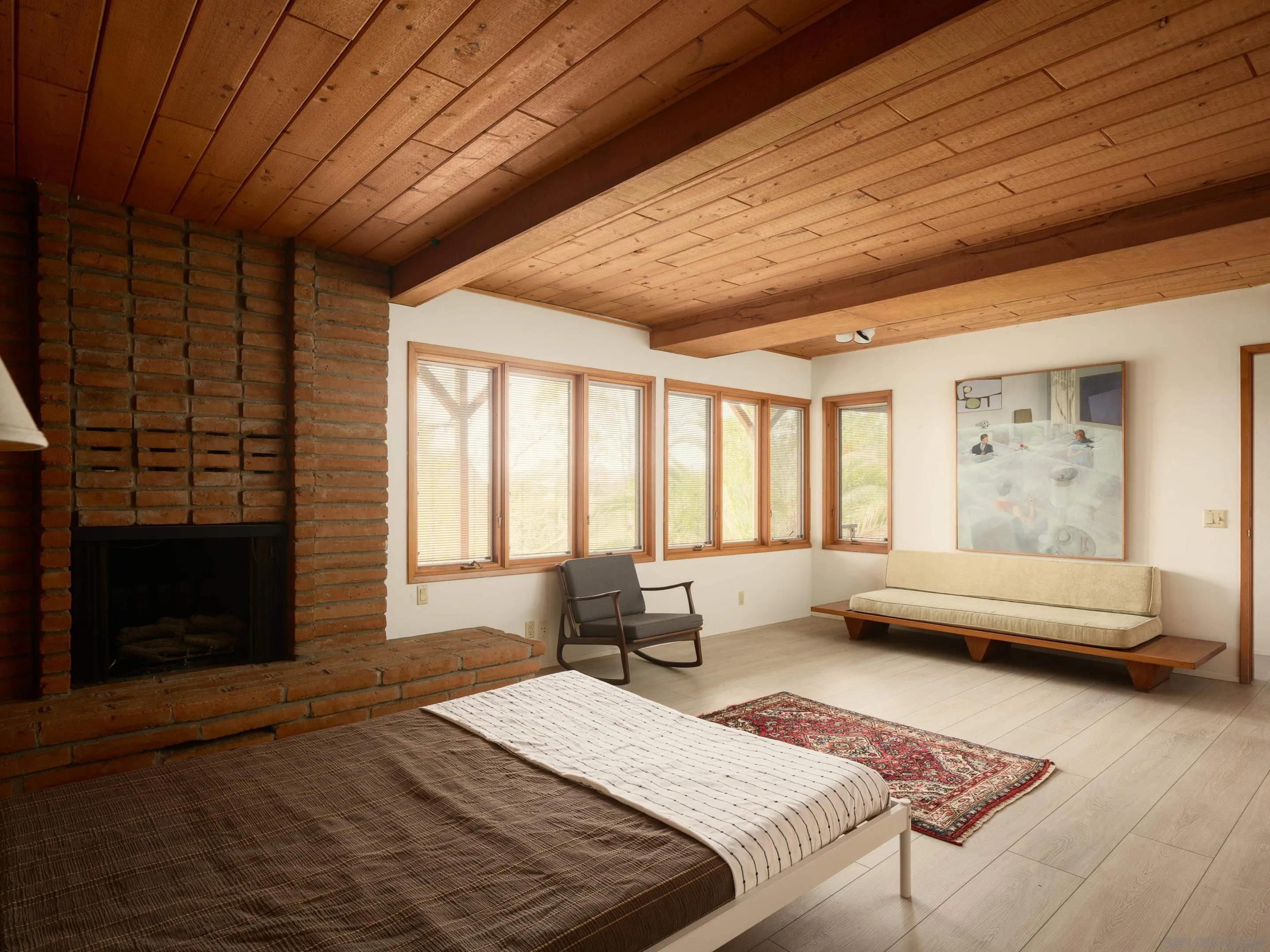 https://cdn.realtyfeed.com/cdn/127/260020832/6fb66c1dd6cd1f5ddf0cfe0b55d813cd.webp