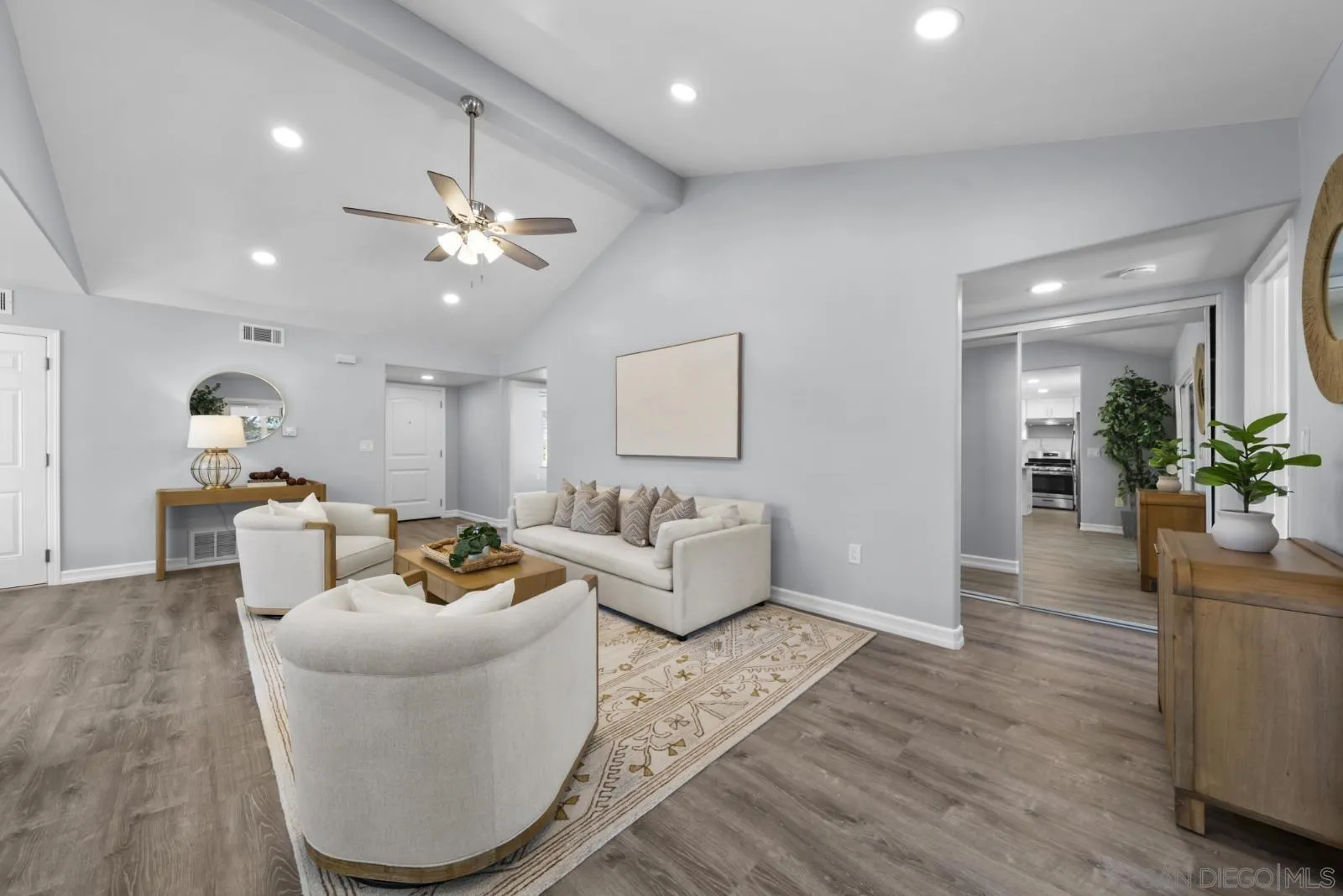 https://cdn.realtyfeed.com/cdn/127/260020833/104499a34f39a5cd97438a2abad2536b.webp