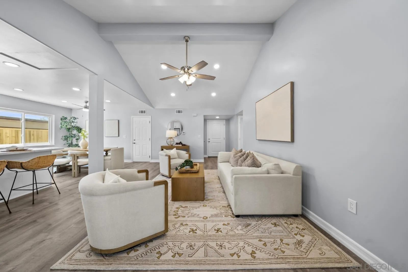 https://cdn.realtyfeed.com/cdn/127/260020833/30bae818b3e5e1d3550202b48f3627a3.webp