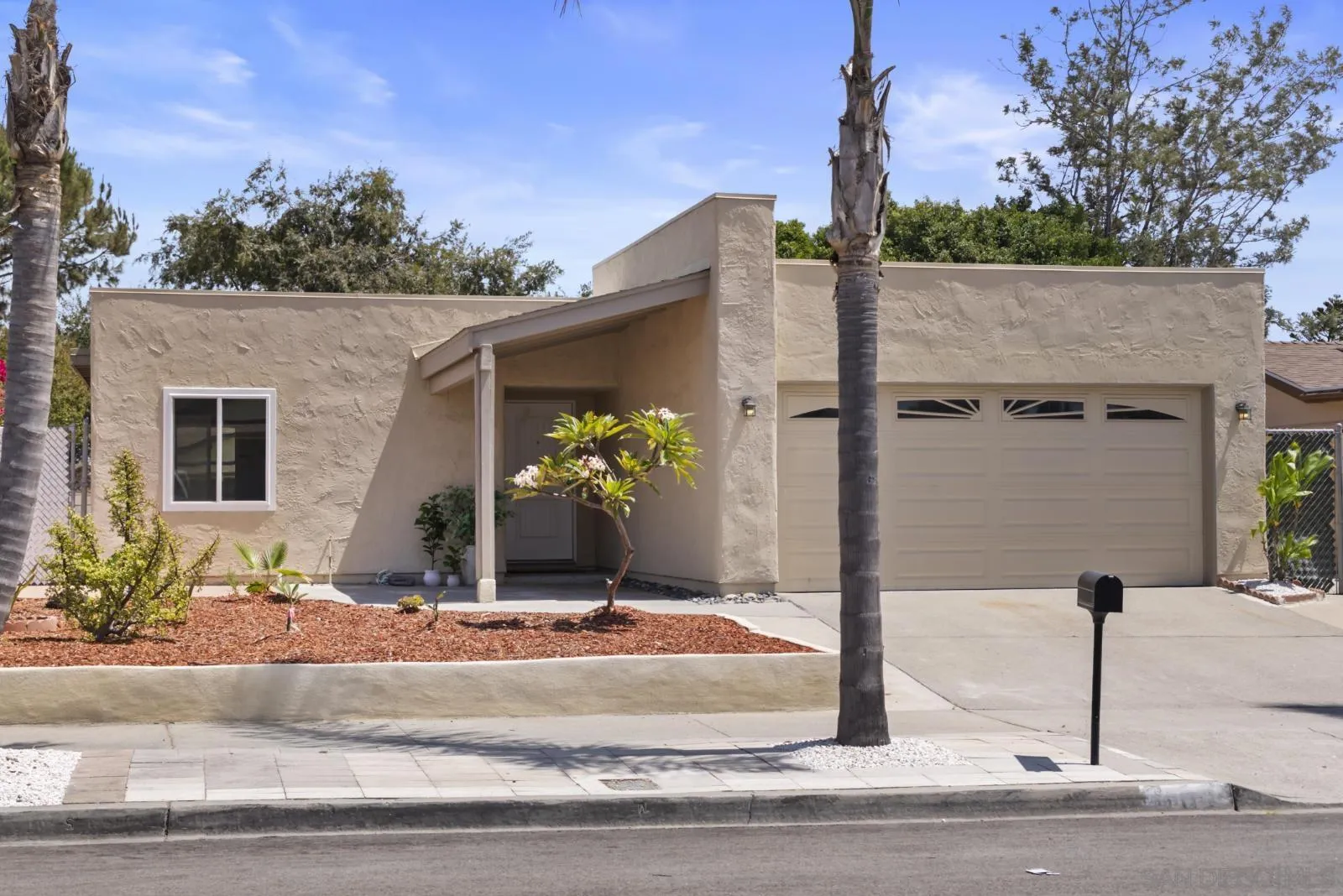 https://cdn.realtyfeed.com/cdn/127/260020833/d44f40c36d241fdfbf28962932f03ab3.webp