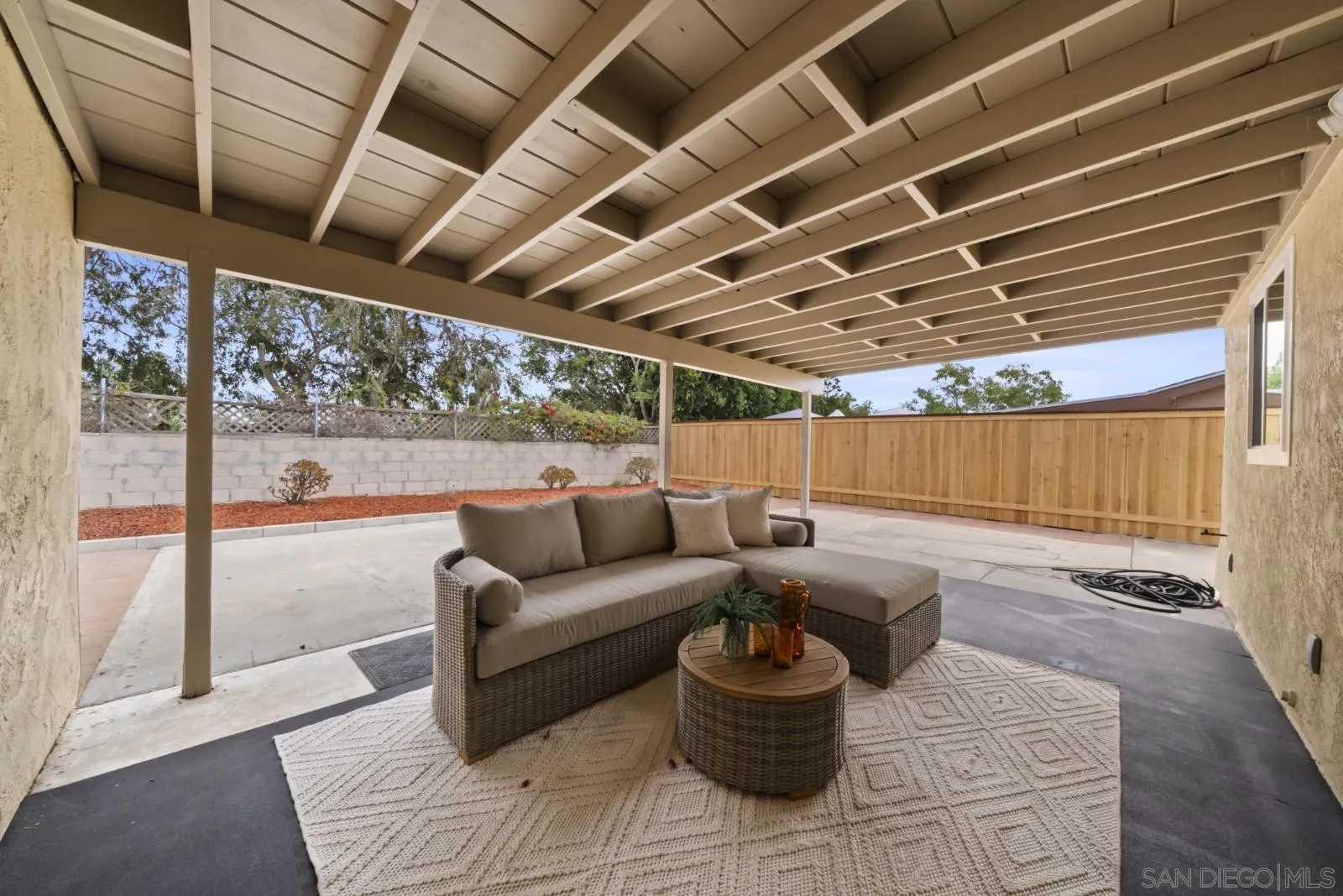 https://cdn.realtyfeed.com/cdn/127/260020833/da1afe1b55f34144eacfd09b97401ca0.webp