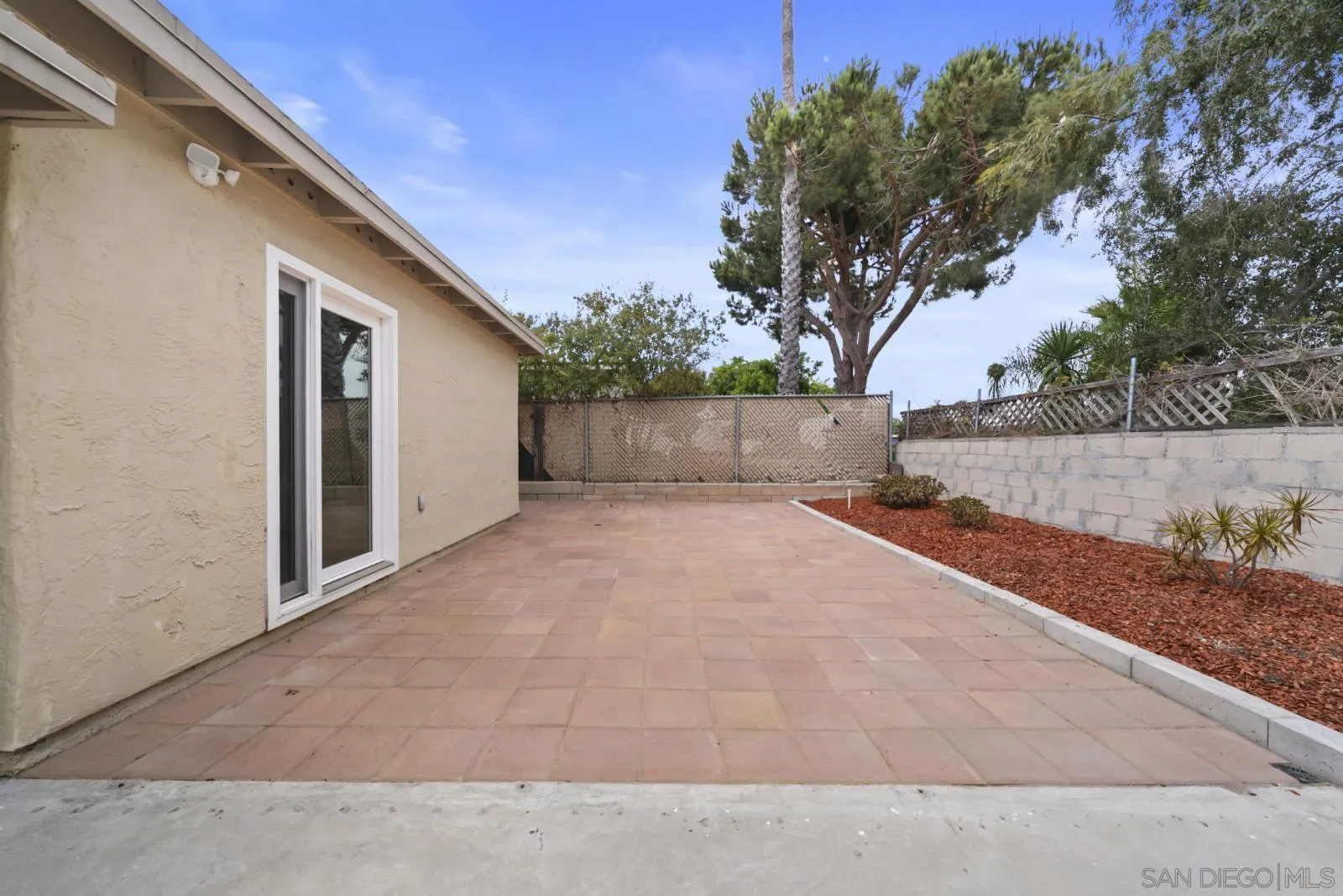 https://cdn.realtyfeed.com/cdn/127/260020833/f452581464162245bb25c6fe20257ae7.webp