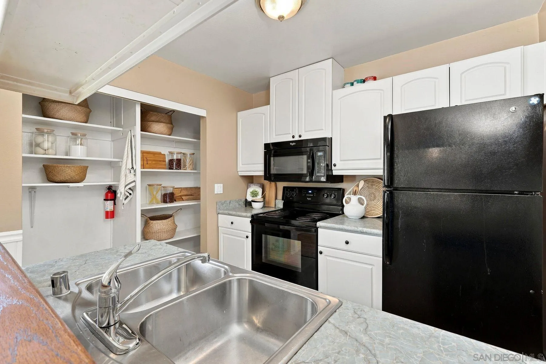 https://cdn.realtyfeed.com/cdn/127/260020834/545b289011cede8a1c812e170200f577.webp