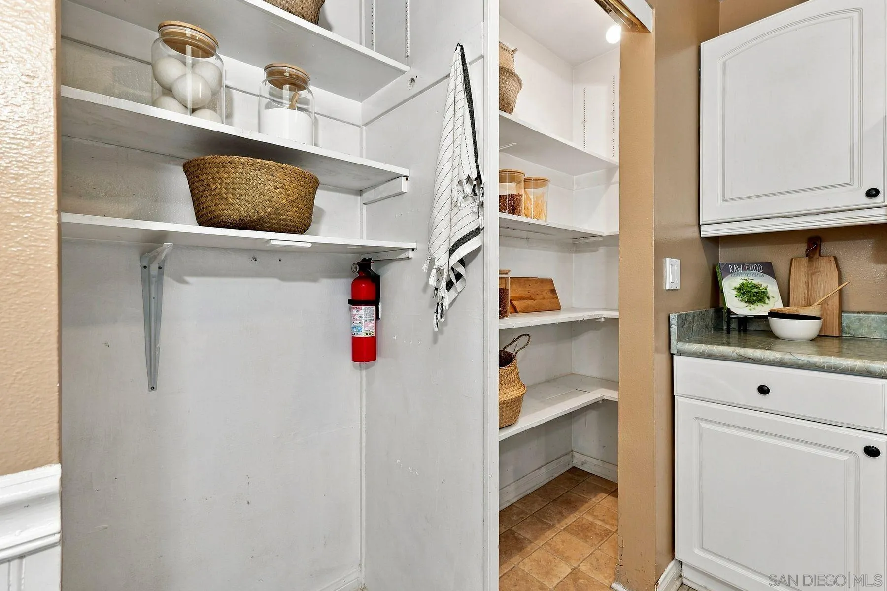 https://cdn.realtyfeed.com/cdn/127/260020834/b13712a3921b23cf5069661164981ba6.webp