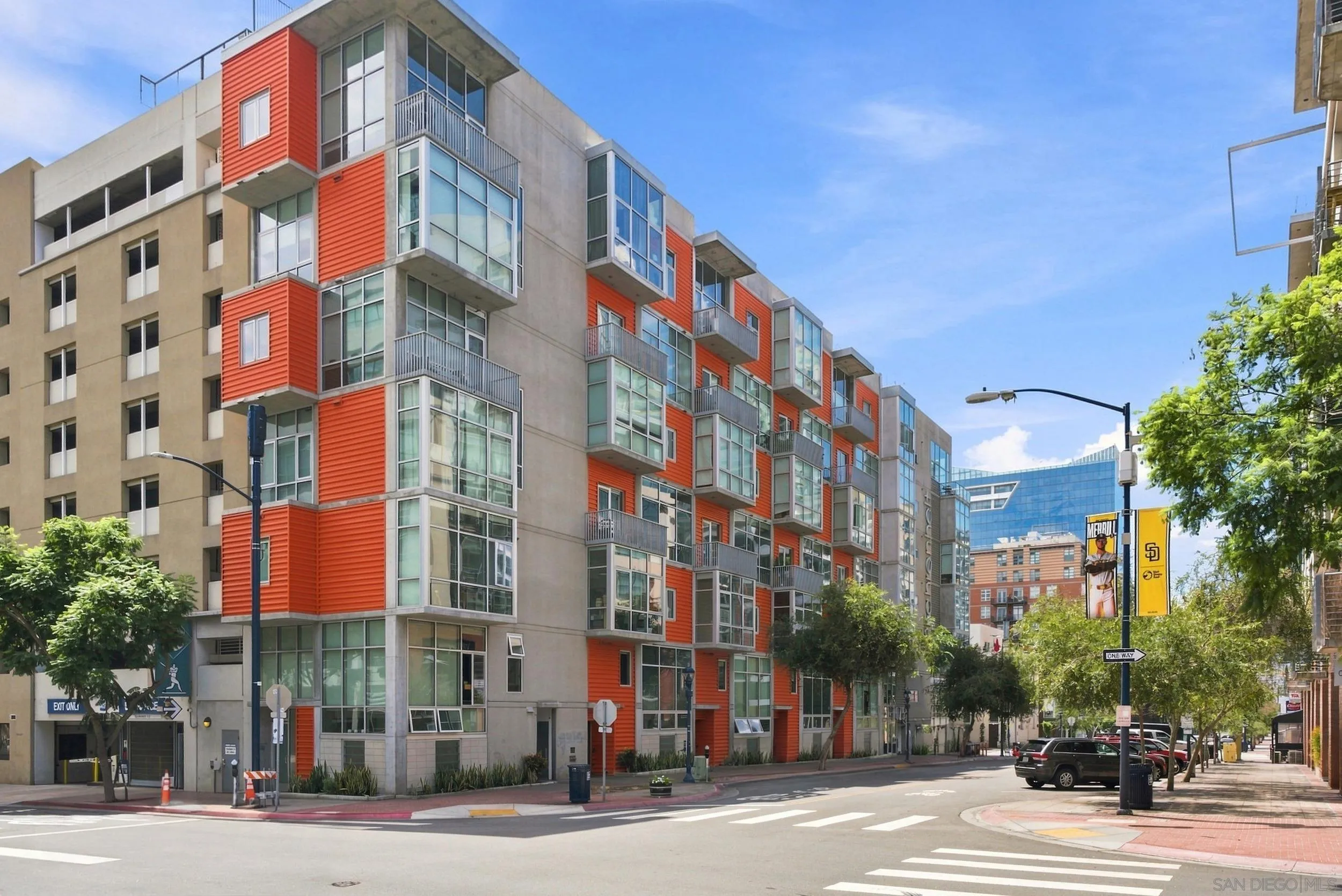 https://cdn.realtyfeed.com/cdn/127/260020835/604590aeb15c0a6315e77682a3b5352c.webp