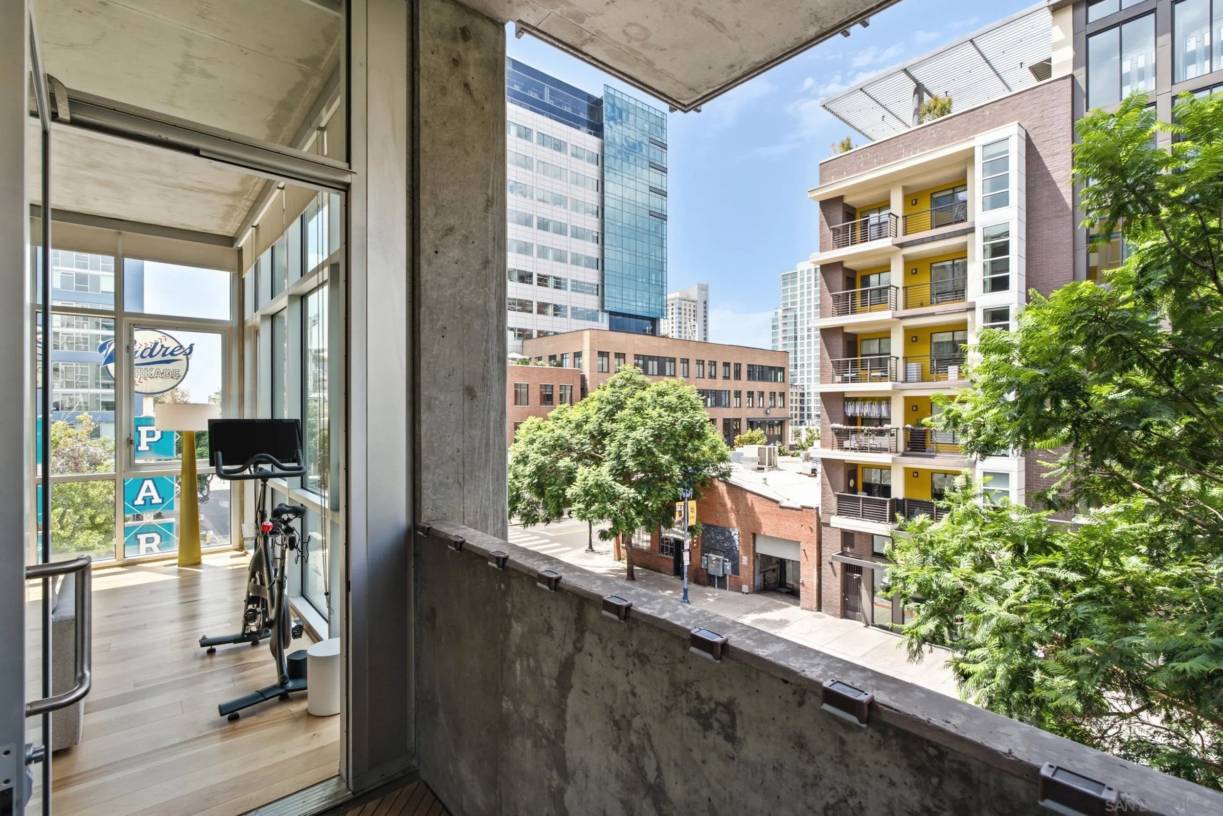 https://cdn.realtyfeed.com/cdn/127/260020835/7de07210735724e51fee468f6773b1c4.webp