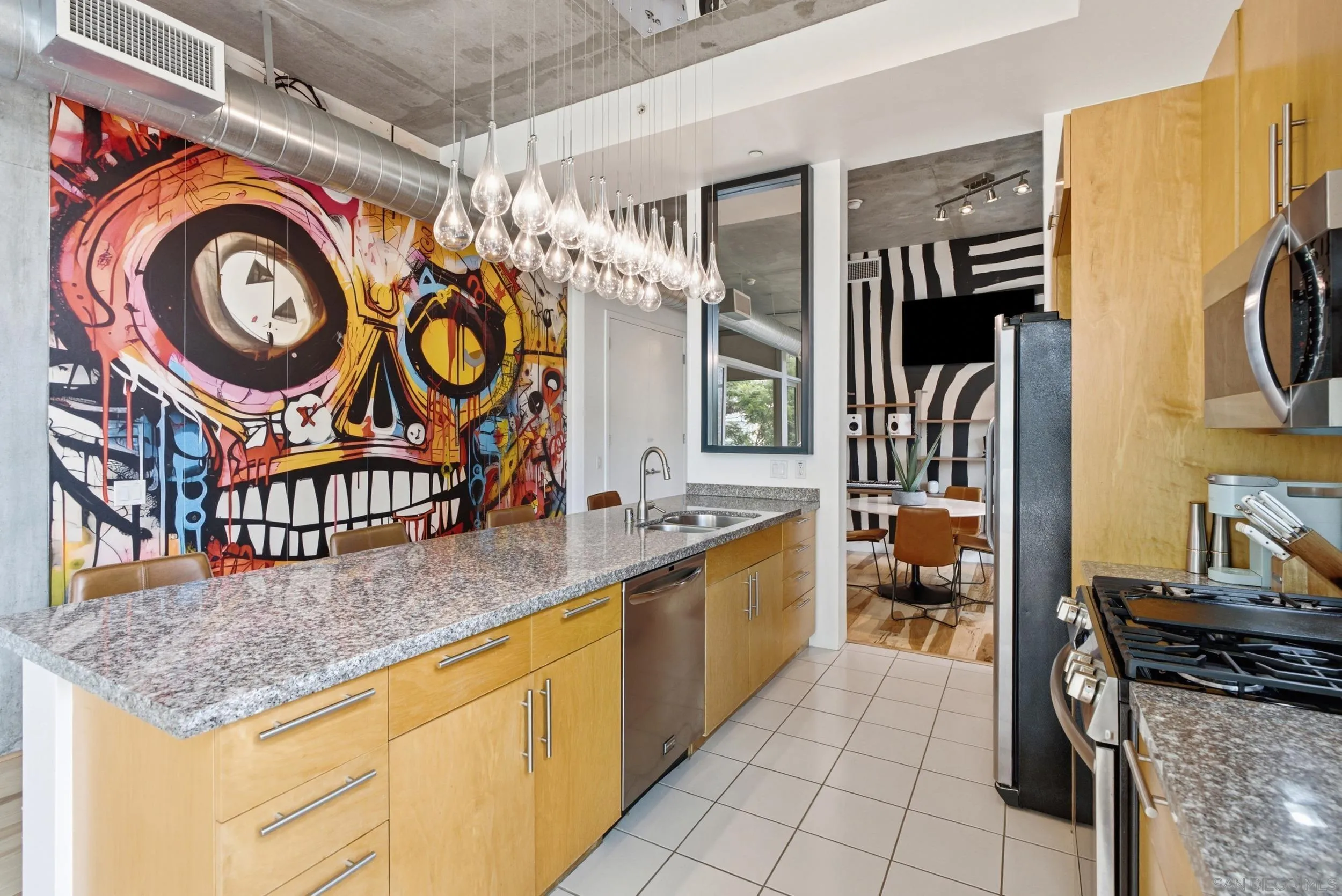 https://cdn.realtyfeed.com/cdn/127/260020835/85a509e47f45ce3c1e947f3b0c17adf1.webp