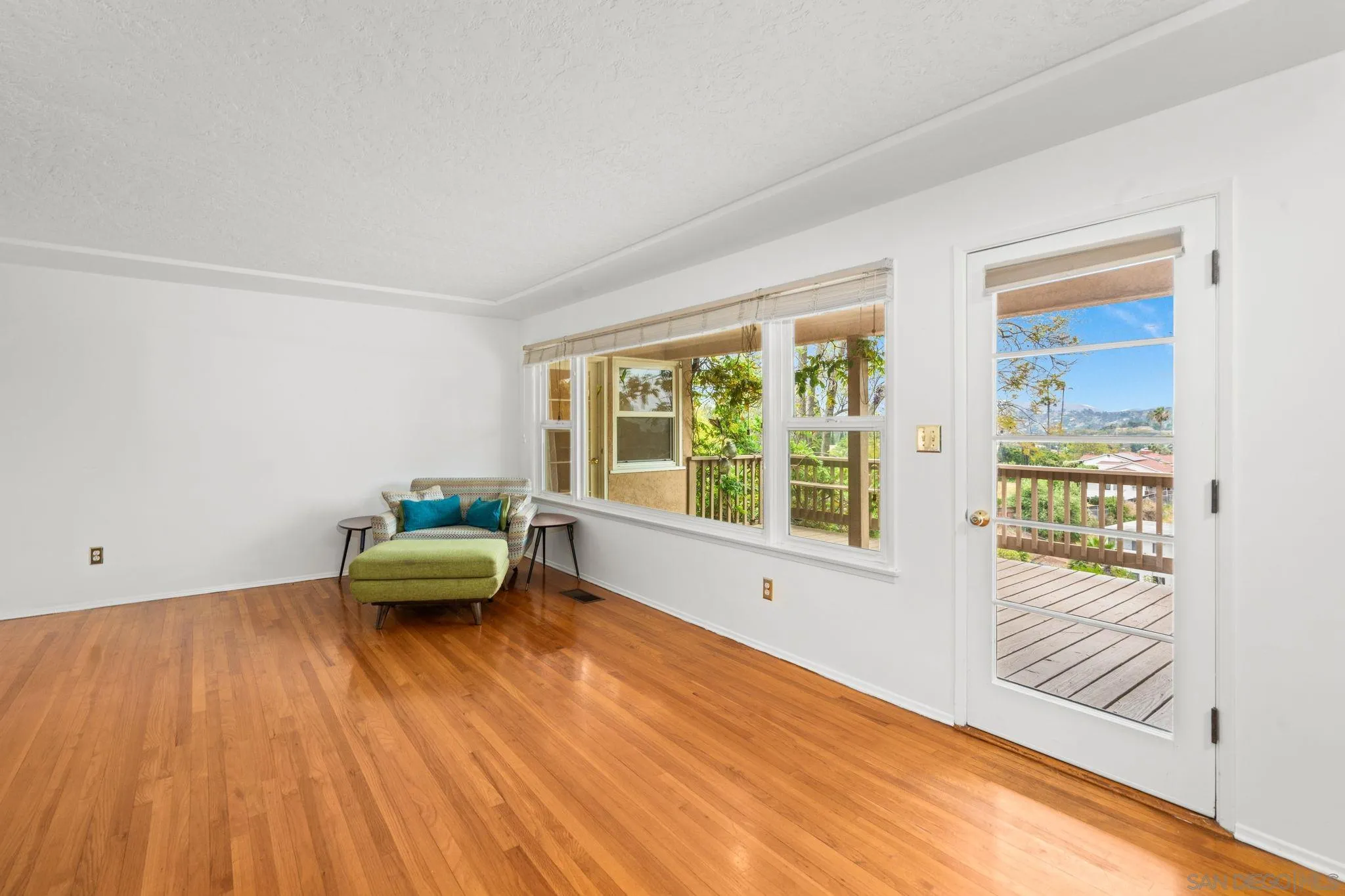 https://cdn.realtyfeed.com/cdn/127/260020836/52e925958d16df1819dbb77eead54aae.webp