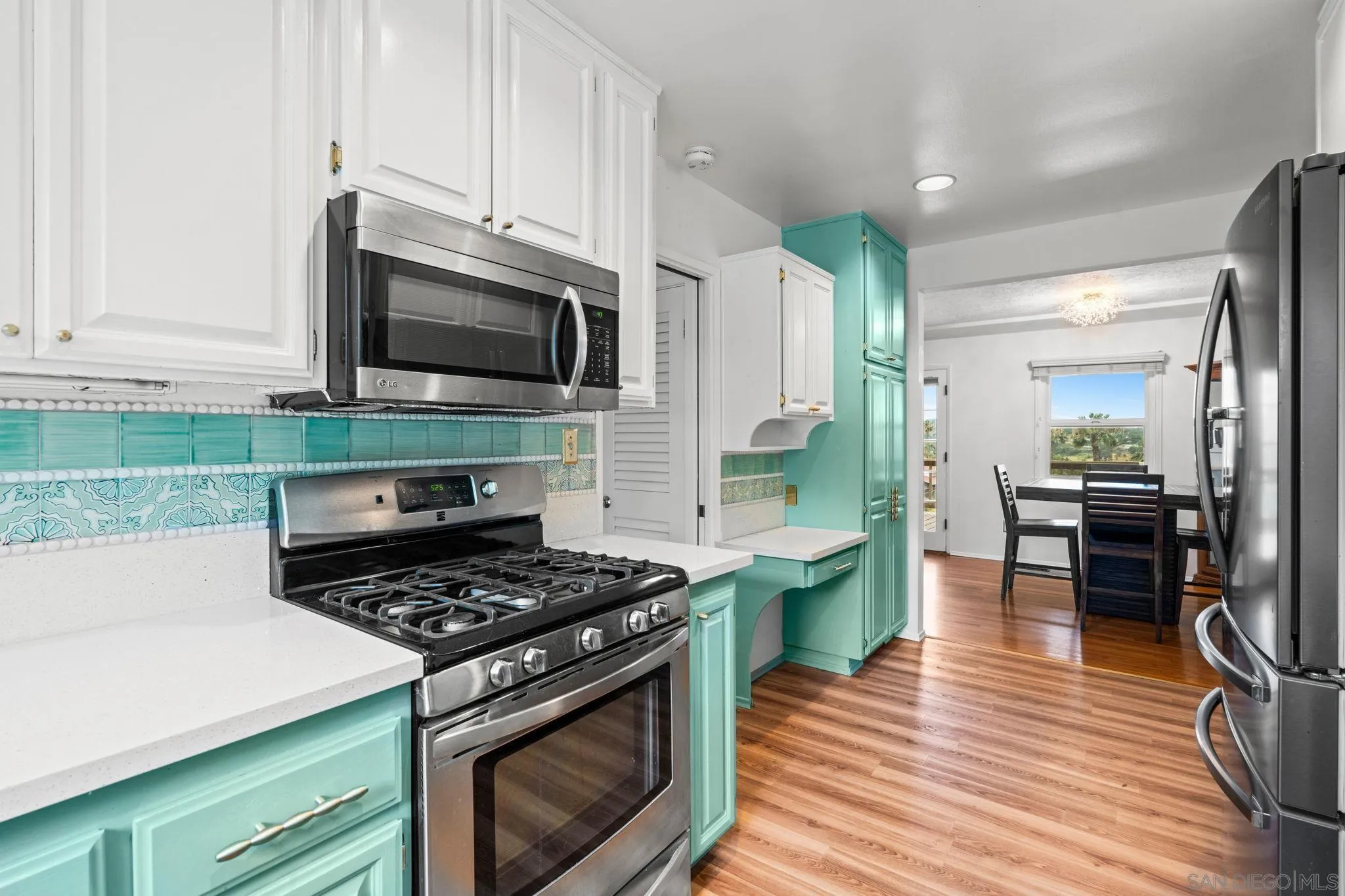 https://cdn.realtyfeed.com/cdn/127/260020836/8d65935d0832fe1a6eba0ce3784699d4.webp