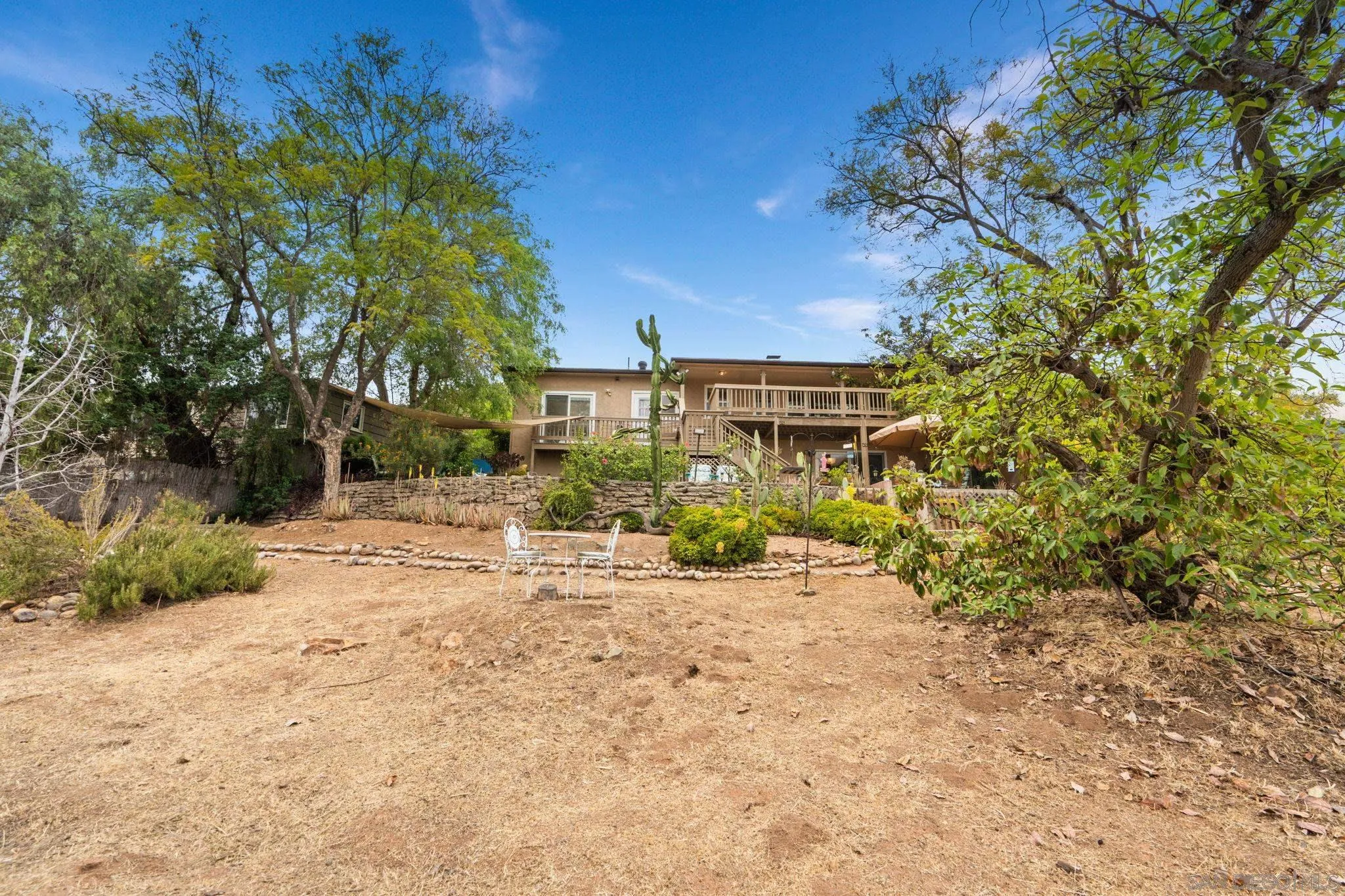 https://cdn.realtyfeed.com/cdn/127/260020836/9f2bdbf897e452d7d7b53a2a3ea787c6.webp