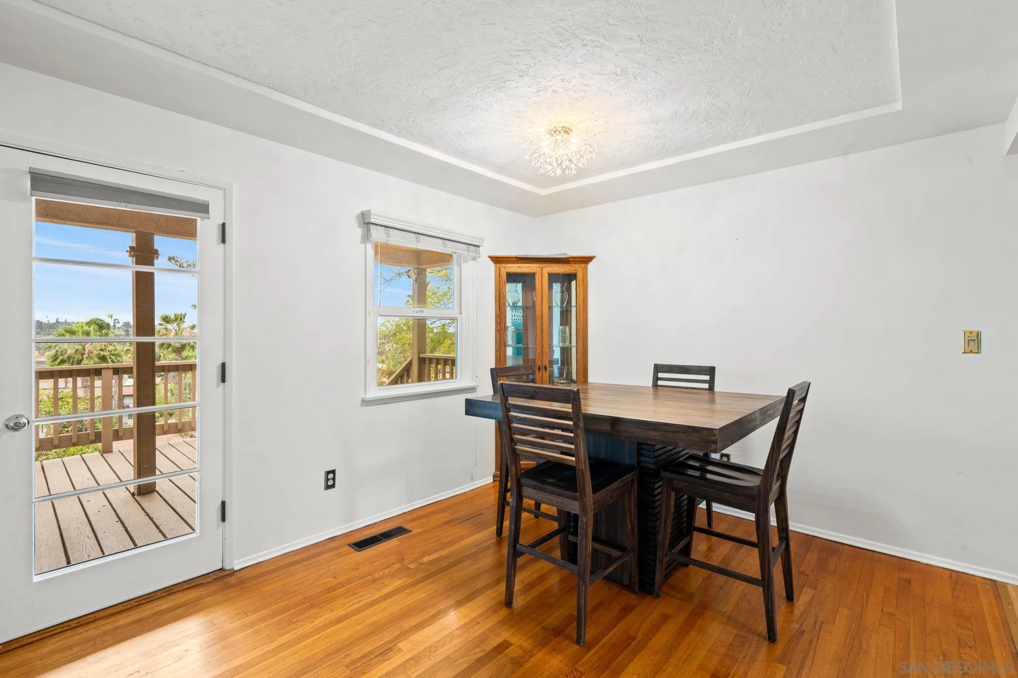 https://cdn.realtyfeed.com/cdn/127/260020836/dc1487eff538c3f489797c1e65d6f794.webp