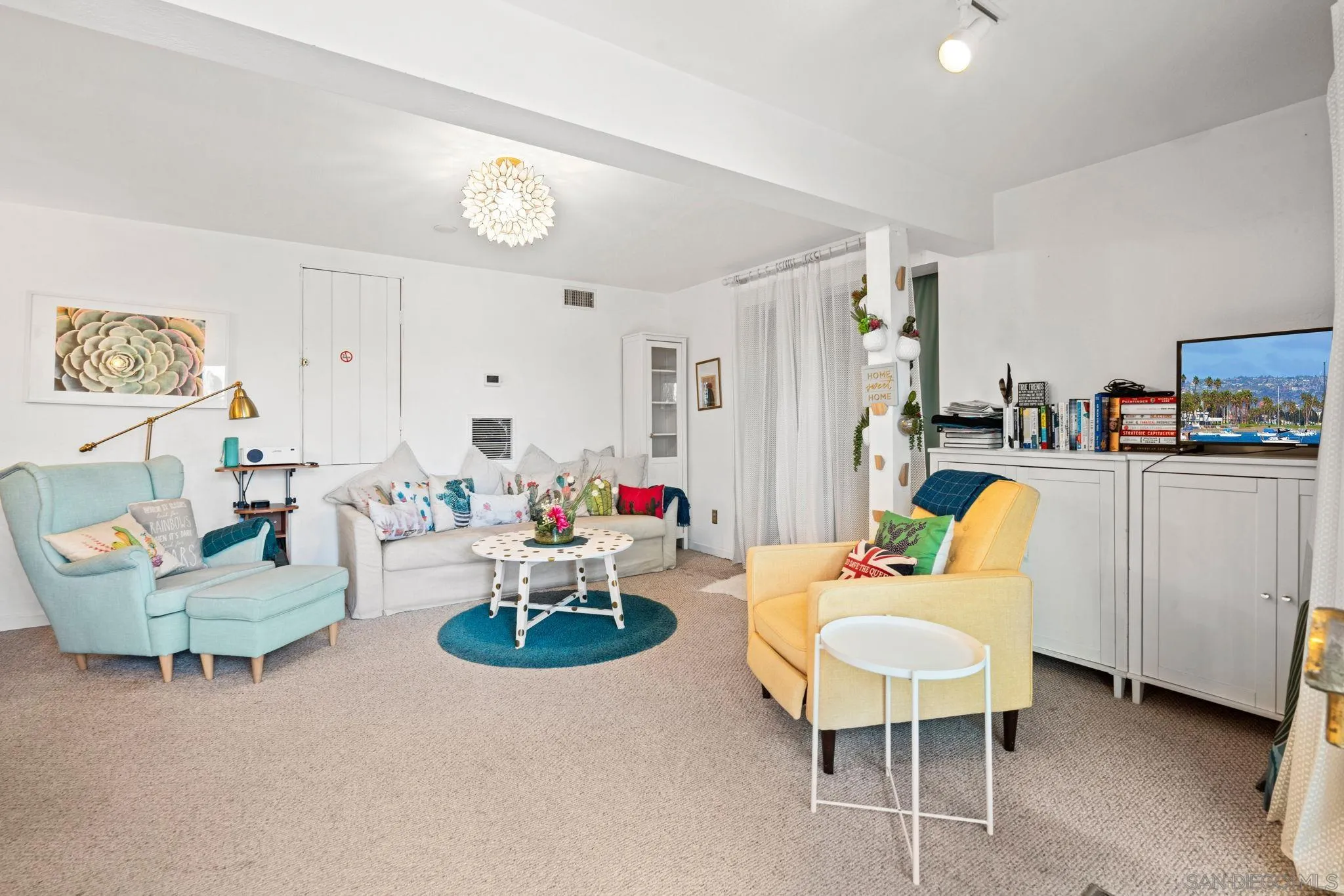 https://cdn.realtyfeed.com/cdn/127/260020836/eec73bd30c80392a7816c5f83fe71d3d.webp