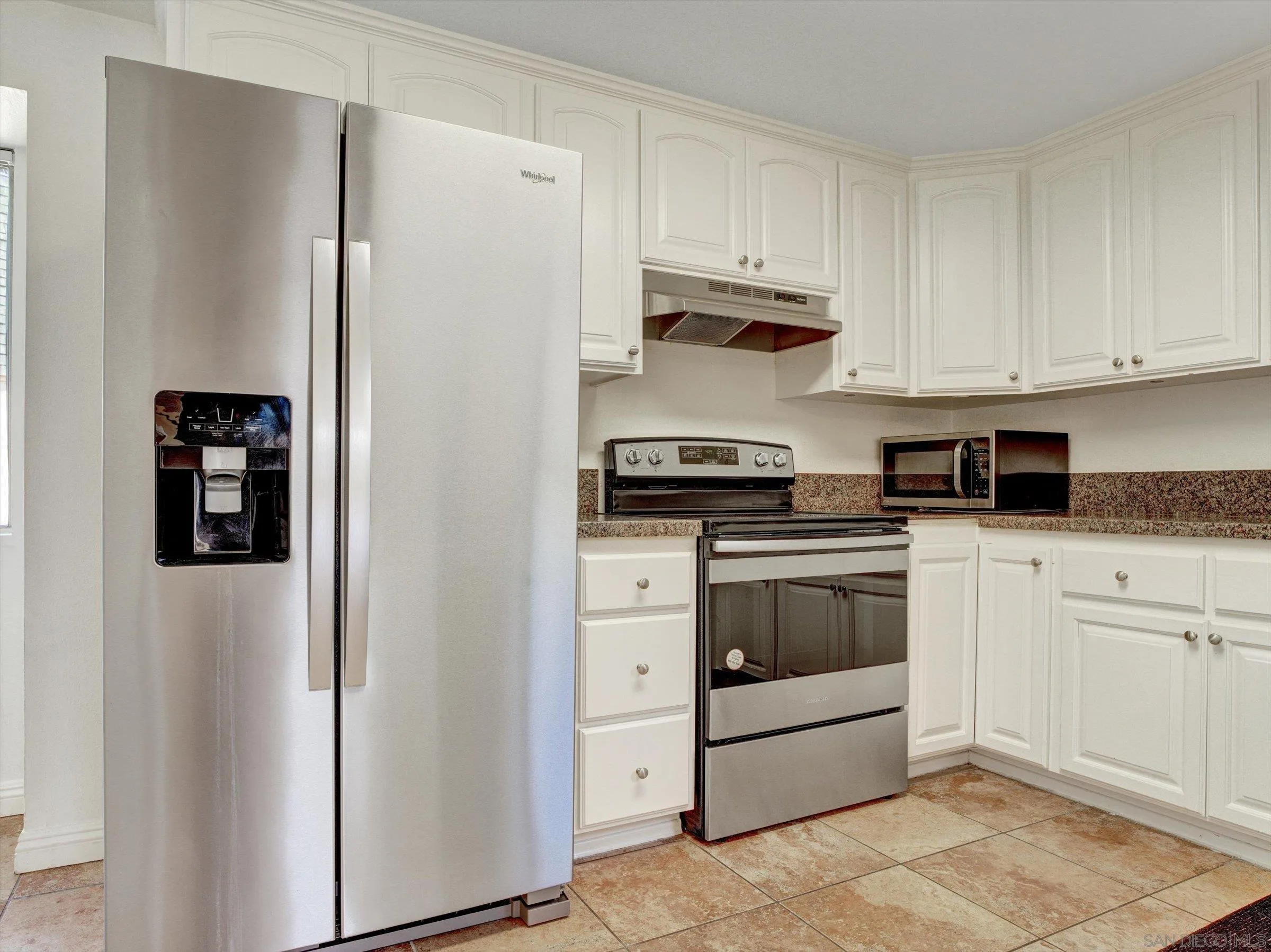 https://cdn.realtyfeed.com/cdn/127/260020839/0c3fb3594886d377afdd3800a2acca21.webp