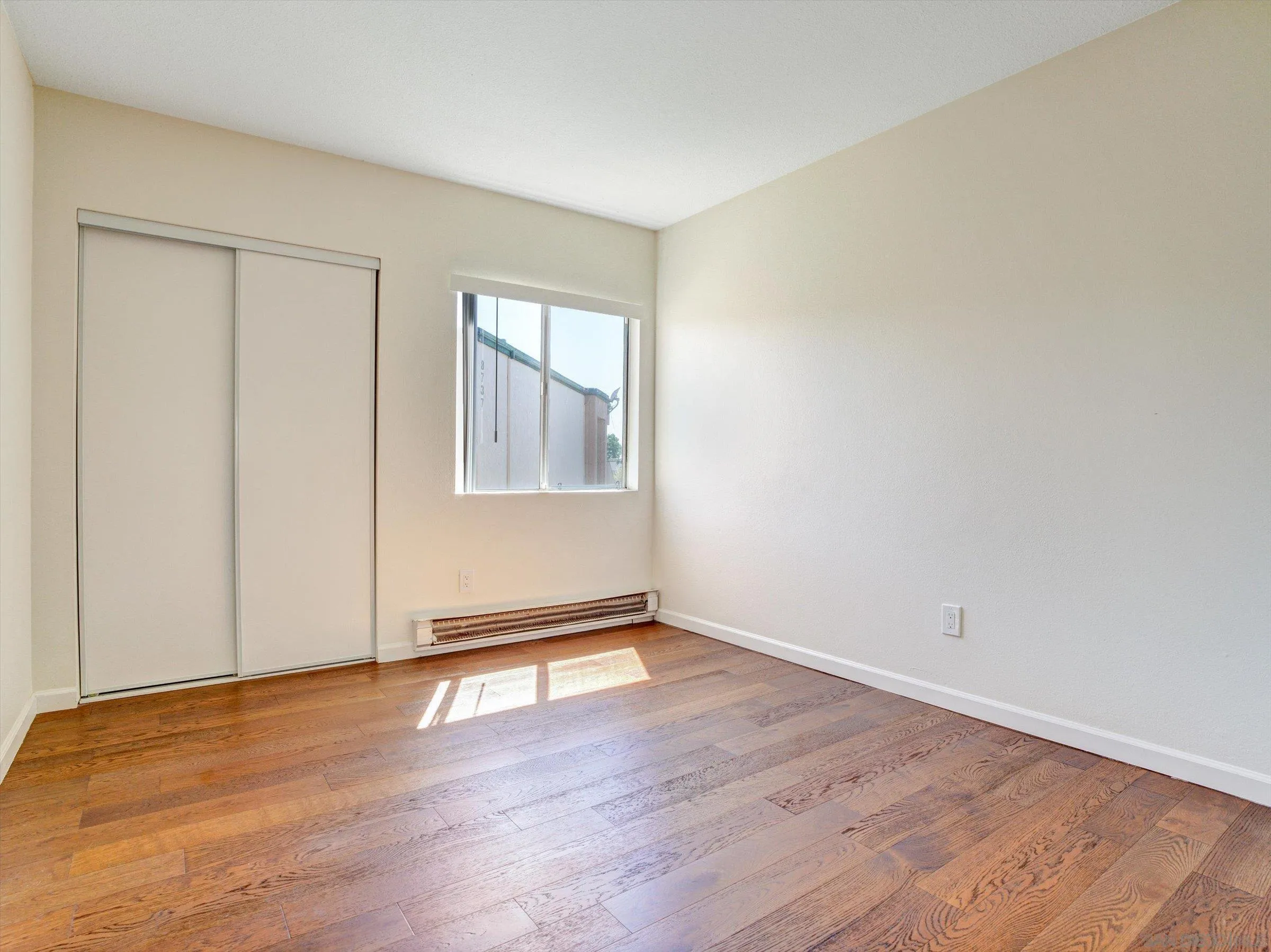 https://cdn.realtyfeed.com/cdn/127/260020839/29a9aac912d7a9b726864bd465f51028.webp