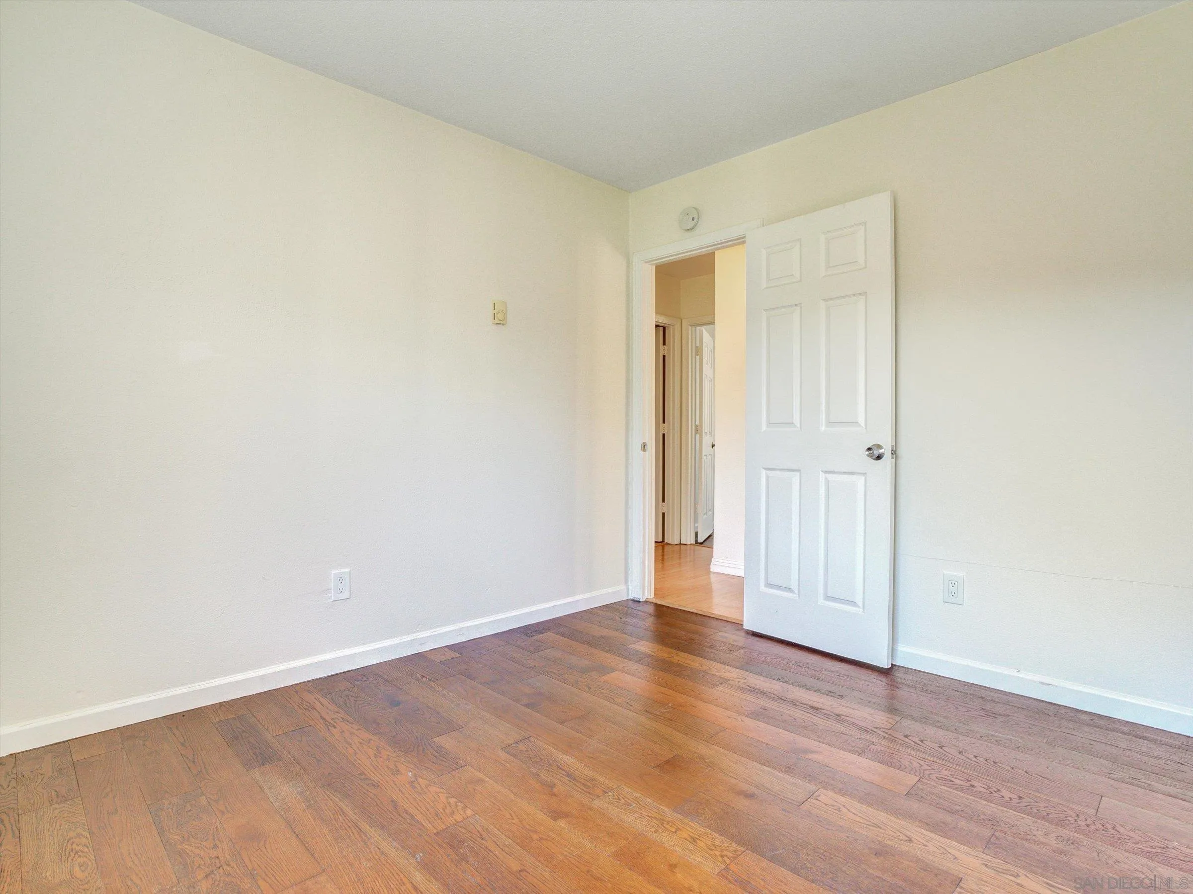 https://cdn.realtyfeed.com/cdn/127/260020839/6463e7ca4e8ab7d0f4eeded0f18a7f99.webp