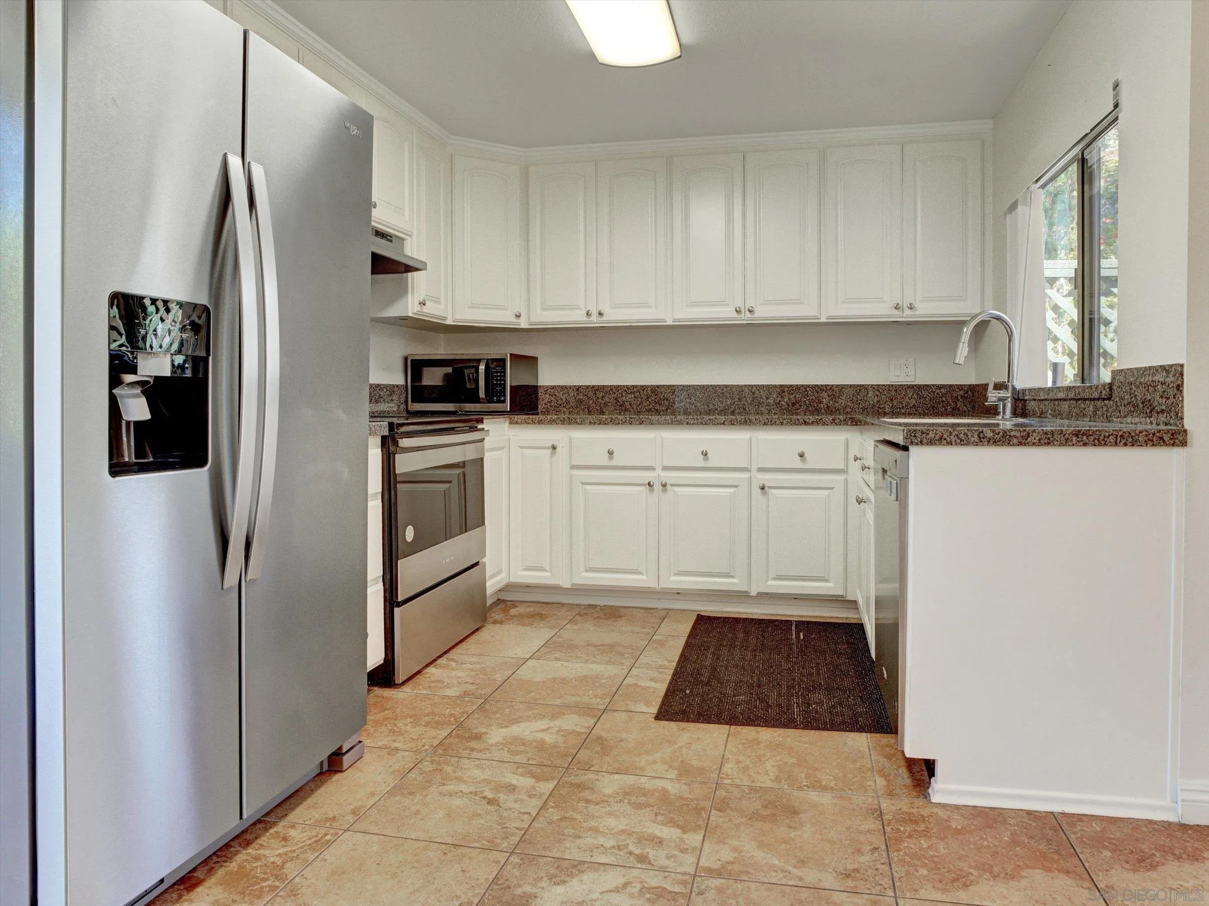 https://cdn.realtyfeed.com/cdn/127/260020839/8d90d0bff3be03997d458b363ffe10d4.webp