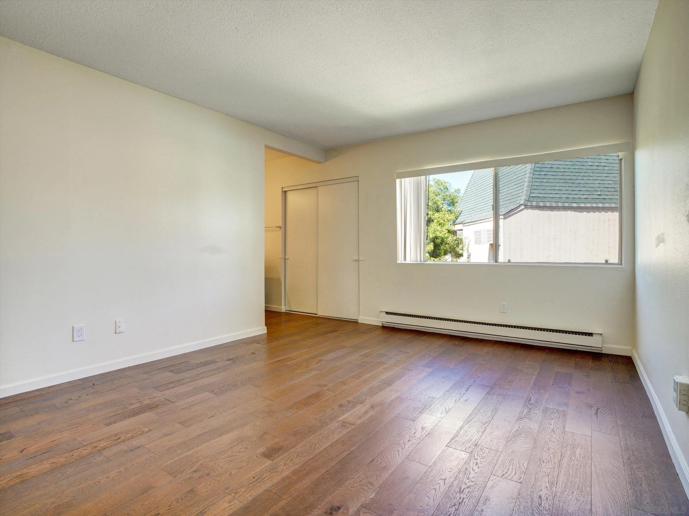 https://cdn.realtyfeed.com/cdn/127/260020839/c91109bb4e726c9a9c579b1b6ca92f3d.webp