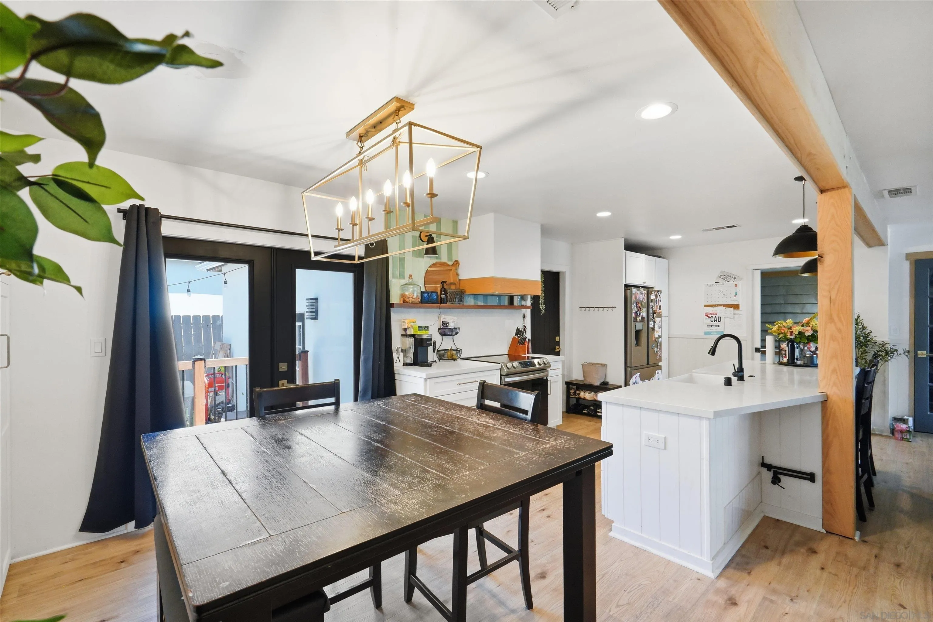 https://cdn.realtyfeed.com/cdn/127/260020844/9041704bc7586be4a44a48529ec5ad68.webp