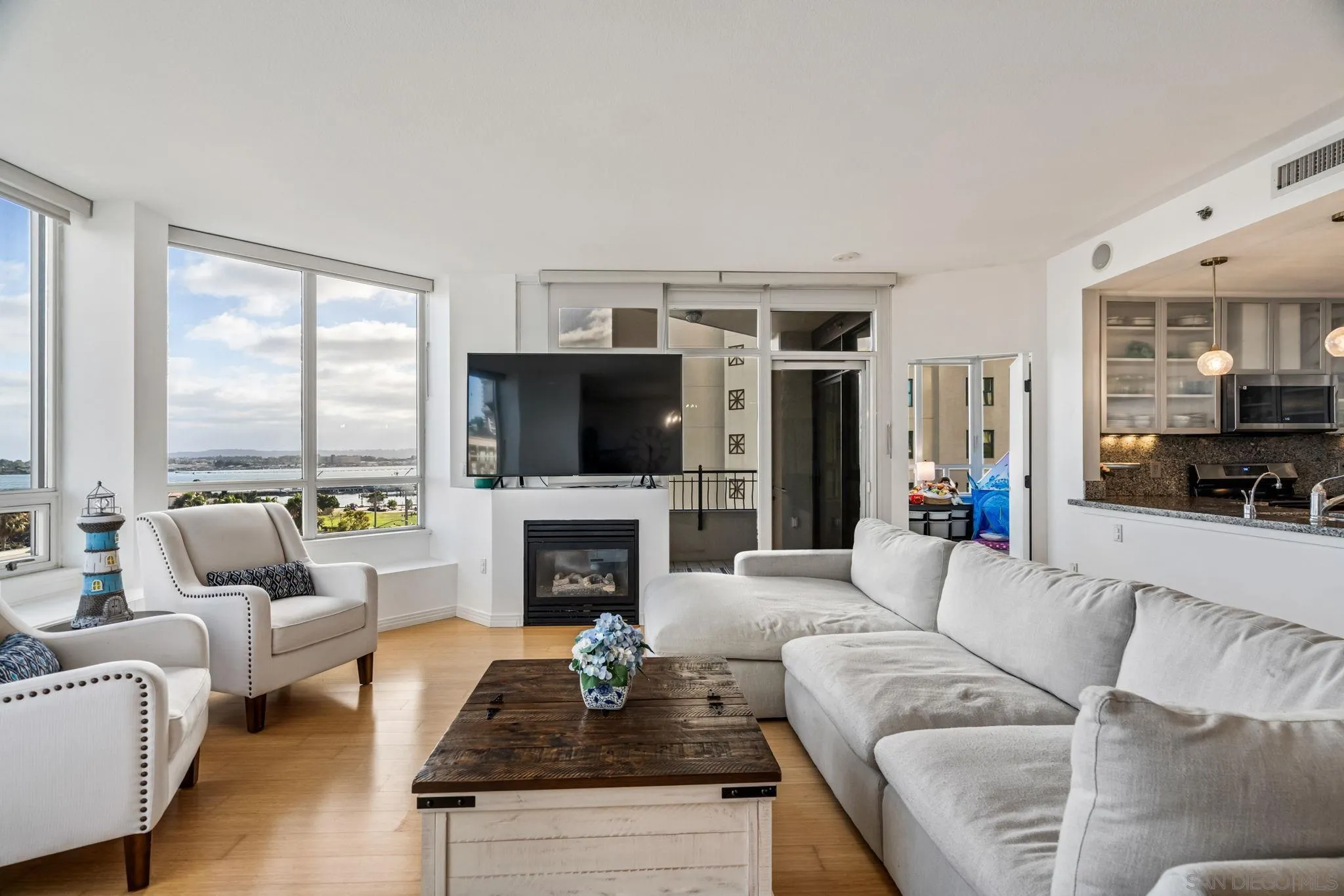 700 W Harbor Dr Unit 705, San Diego, CA 92101 - Photo 2 of 60, San Diego, CA