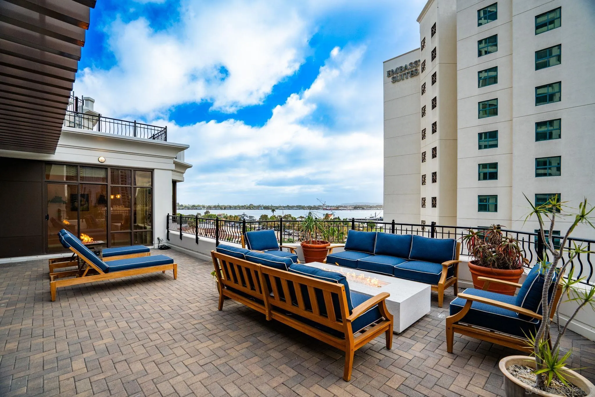 700 W Harbor Dr Unit 705, San Diego, CA 92101 - Main photo, San Diego, CA