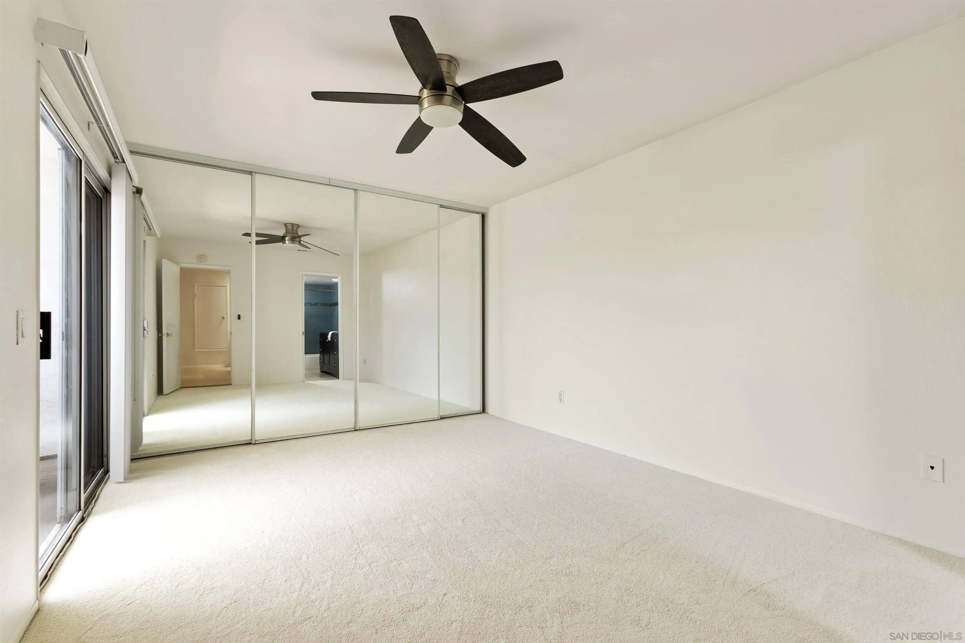 https://cdn.realtyfeed.com/cdn/127/260020846/007a1567ad83096bba3b0e75bead511a.webp