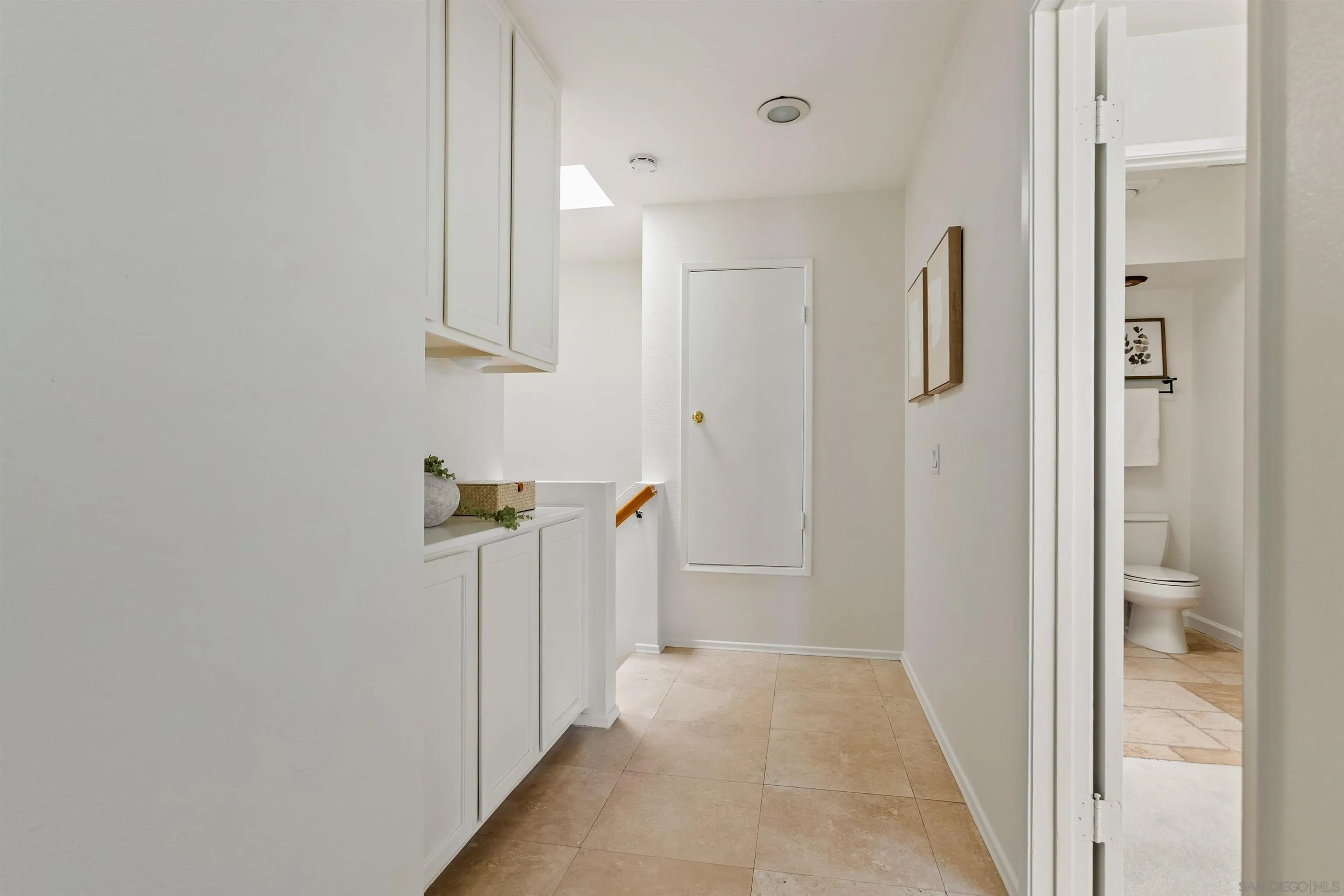 https://cdn.realtyfeed.com/cdn/127/260020846/60f565422d61a5a75bb9bef54e0ddac1.webp