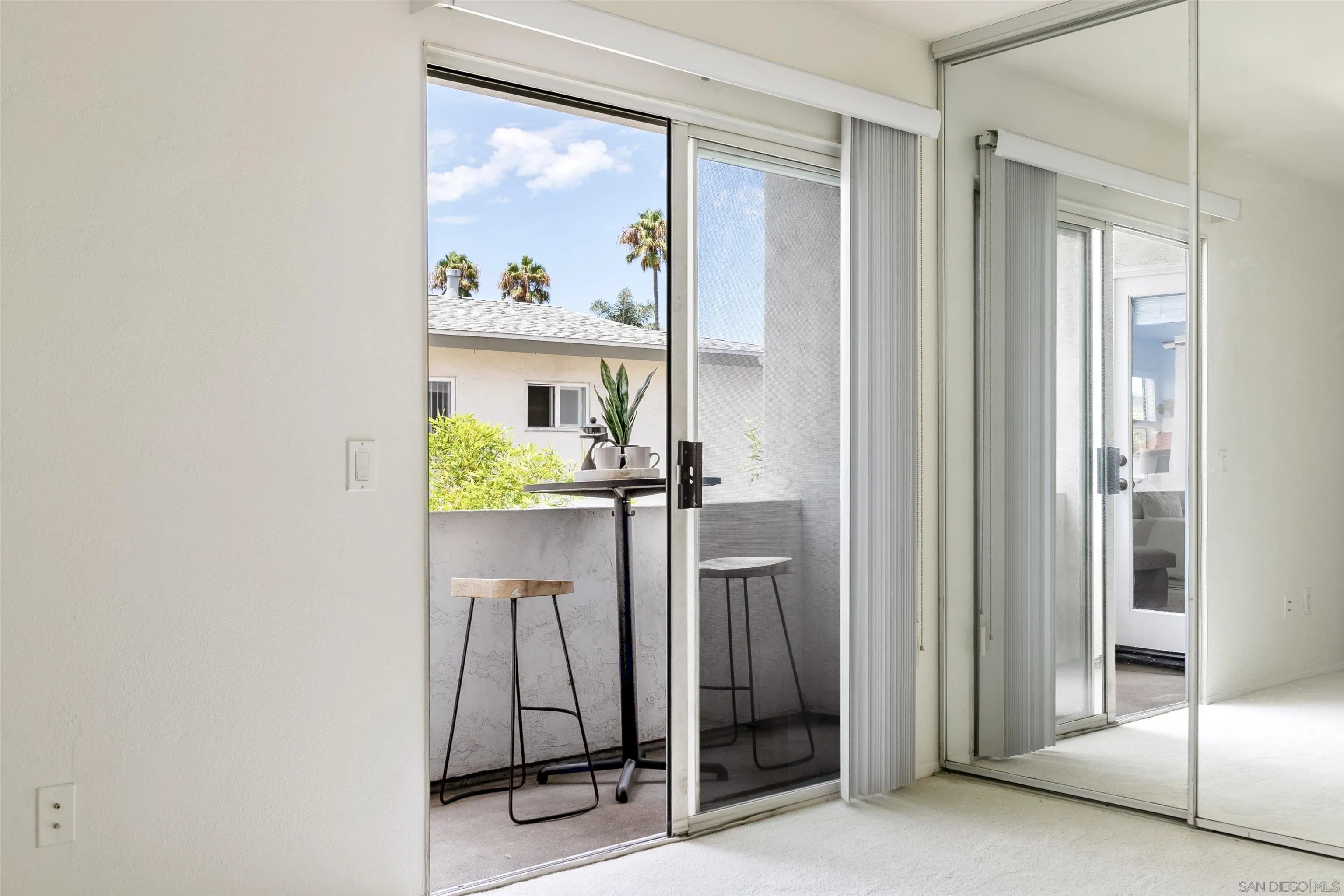 https://cdn.realtyfeed.com/cdn/127/260020846/cf1ead904cc07489af573fe00d8d3b52.webp