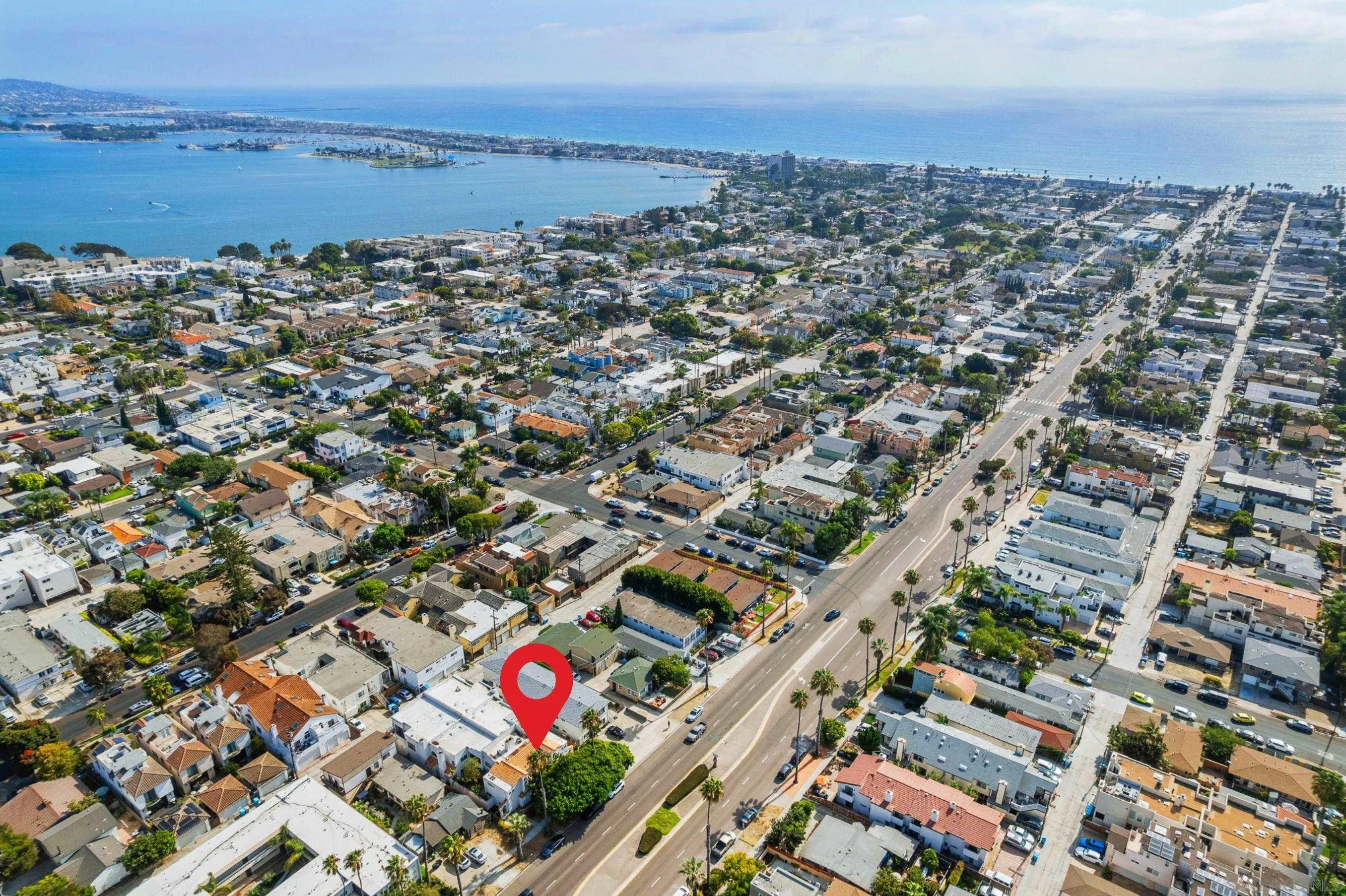 https://cdn.realtyfeed.com/cdn/127/260020846/e8e5f0ab90f7cd3ef973504b360e5510.webp