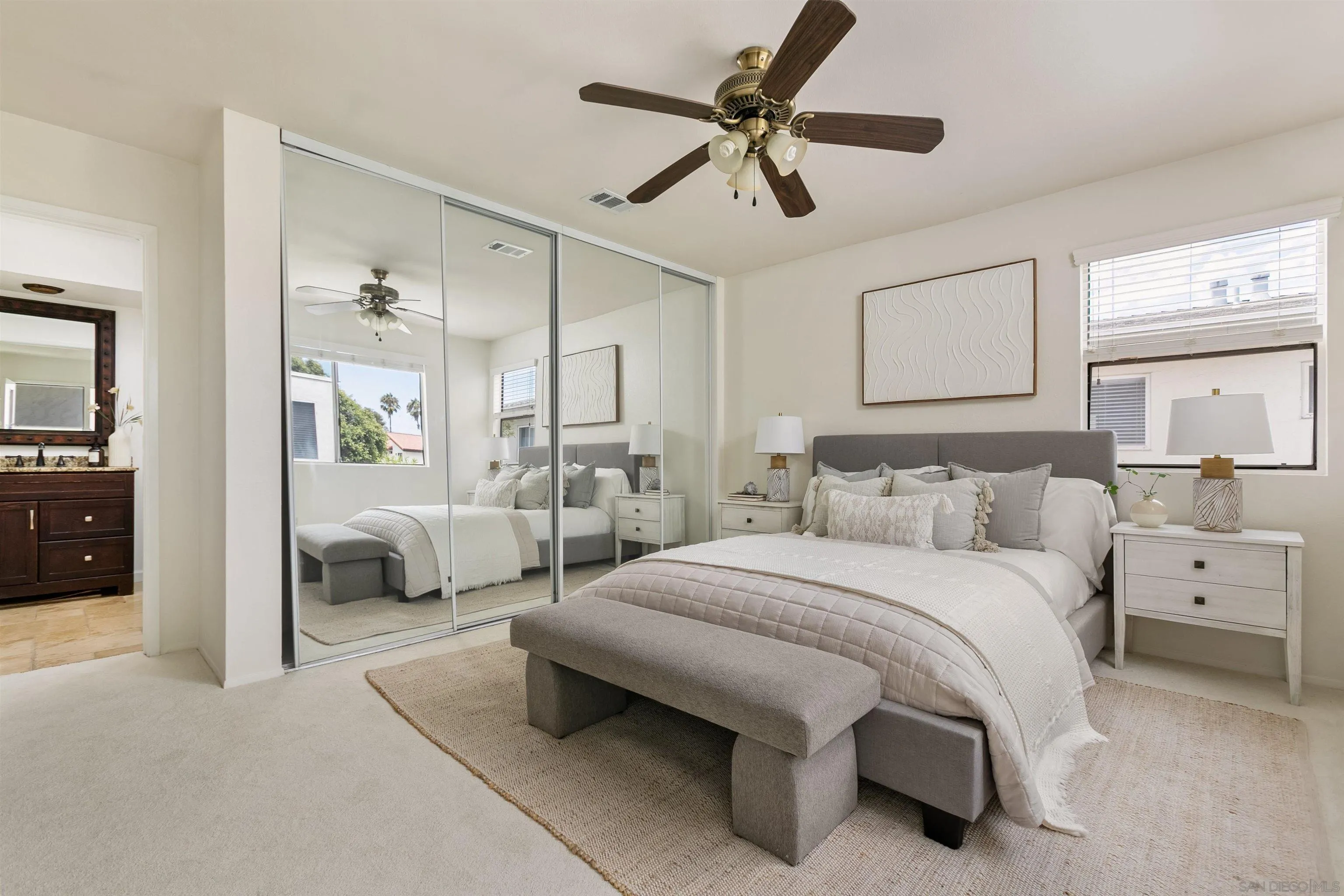 https://cdn.realtyfeed.com/cdn/127/260020846/fc2b8747919abf2da7f47c71dfa9fcc5.webp