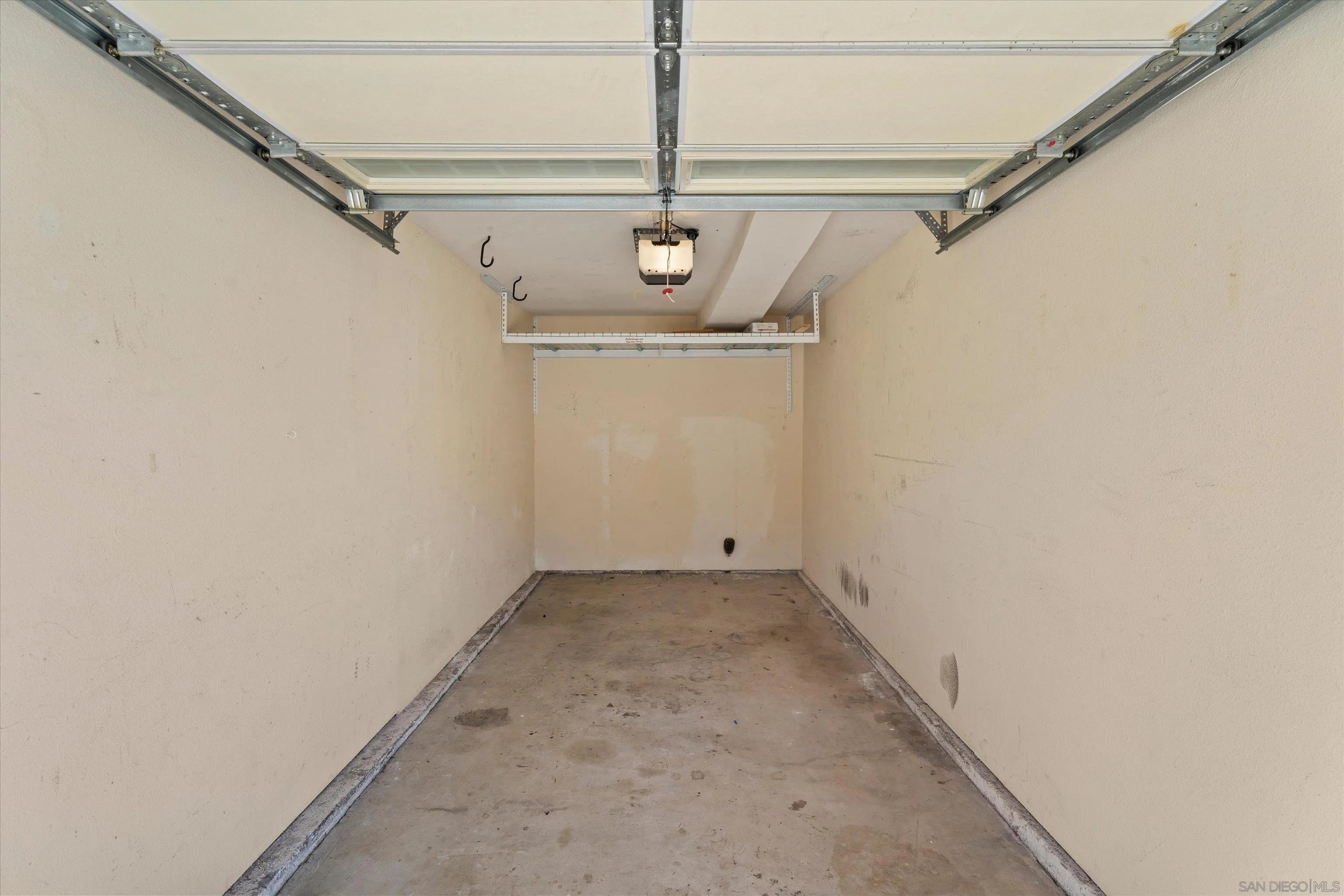 https://cdn.realtyfeed.com/cdn/127/260020847/162cd6ca9188ec852b25ec85403cdfdc.webp