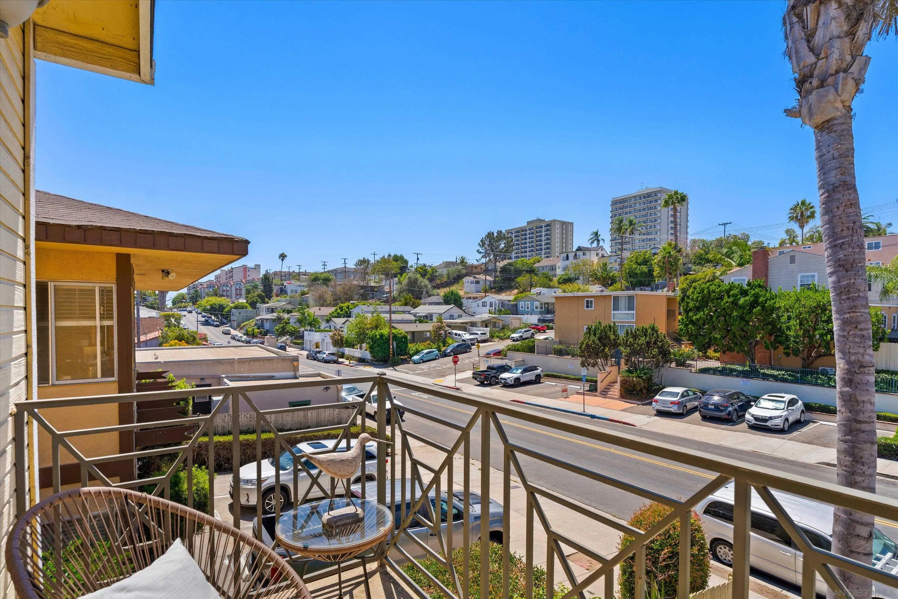 https://cdn.realtyfeed.com/cdn/127/260020847/329a3d623221554dc574e2c0194bceb0.webp