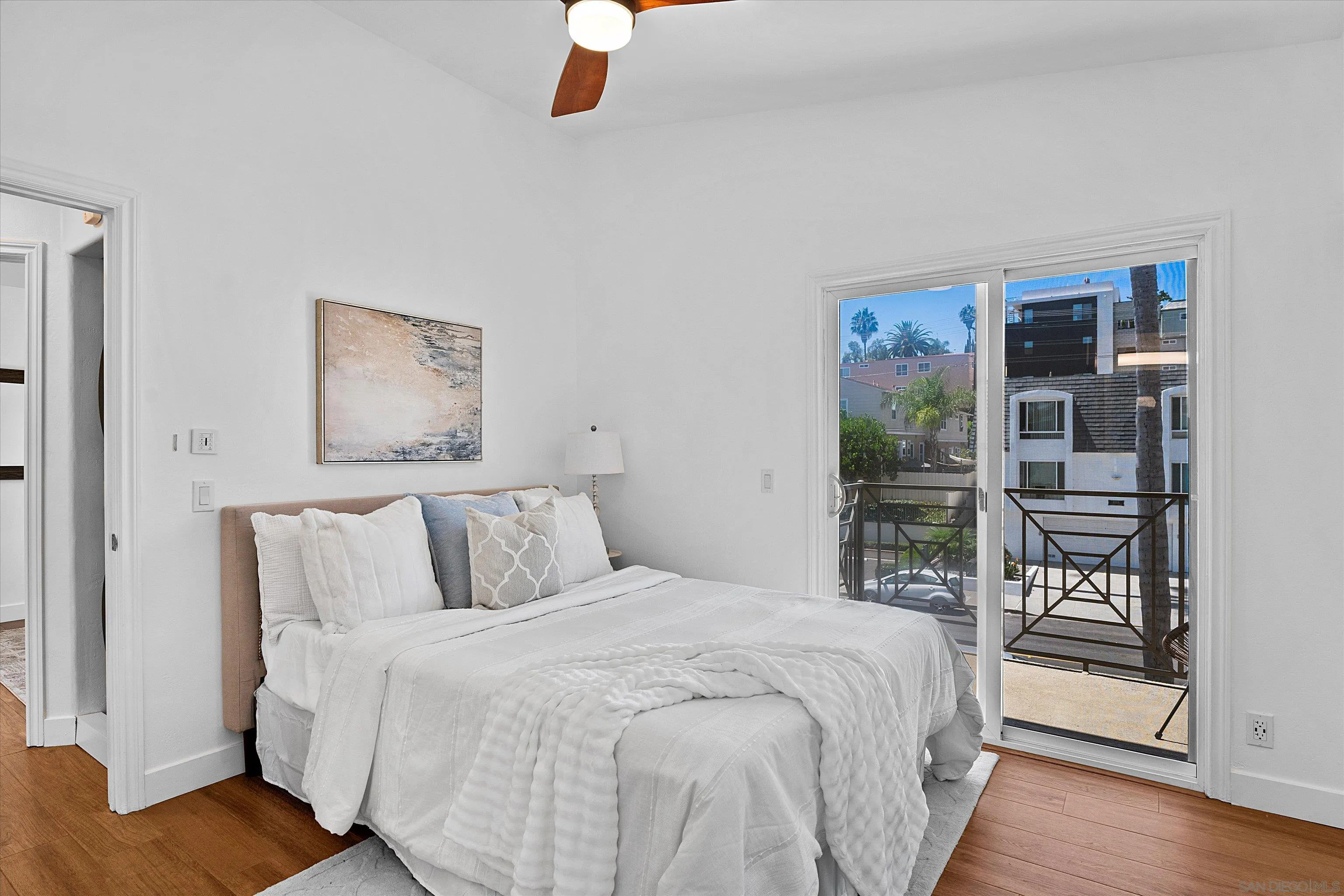 https://cdn.realtyfeed.com/cdn/127/260020847/707155195b11279a4981e823b8b791d4.webp