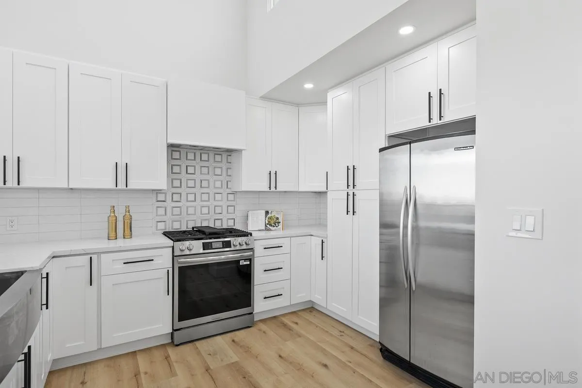 https://cdn.realtyfeed.com/cdn/127/260020848/4a9ab5293202d831fde2fe0d5fd6038c.webp