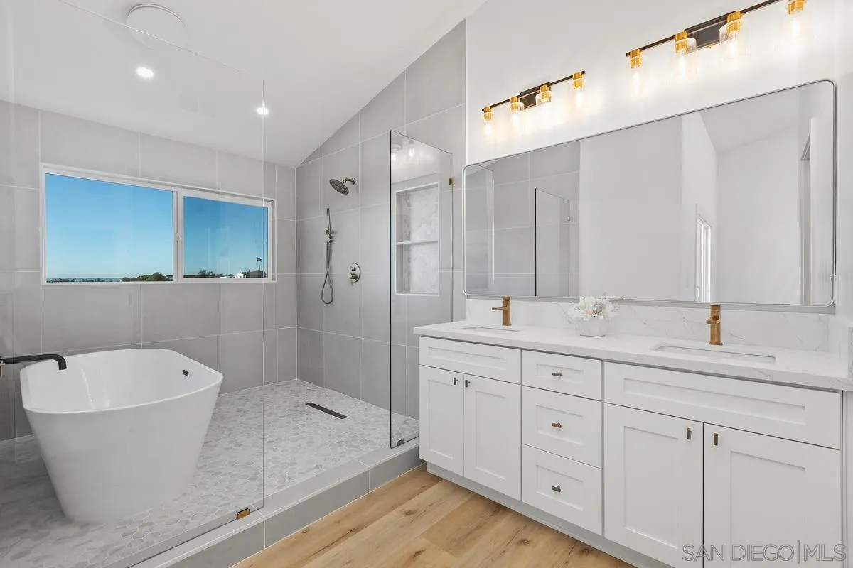 https://cdn.realtyfeed.com/cdn/127/260020848/f5583c654478de8ceb8b666f7a4e3418.webp